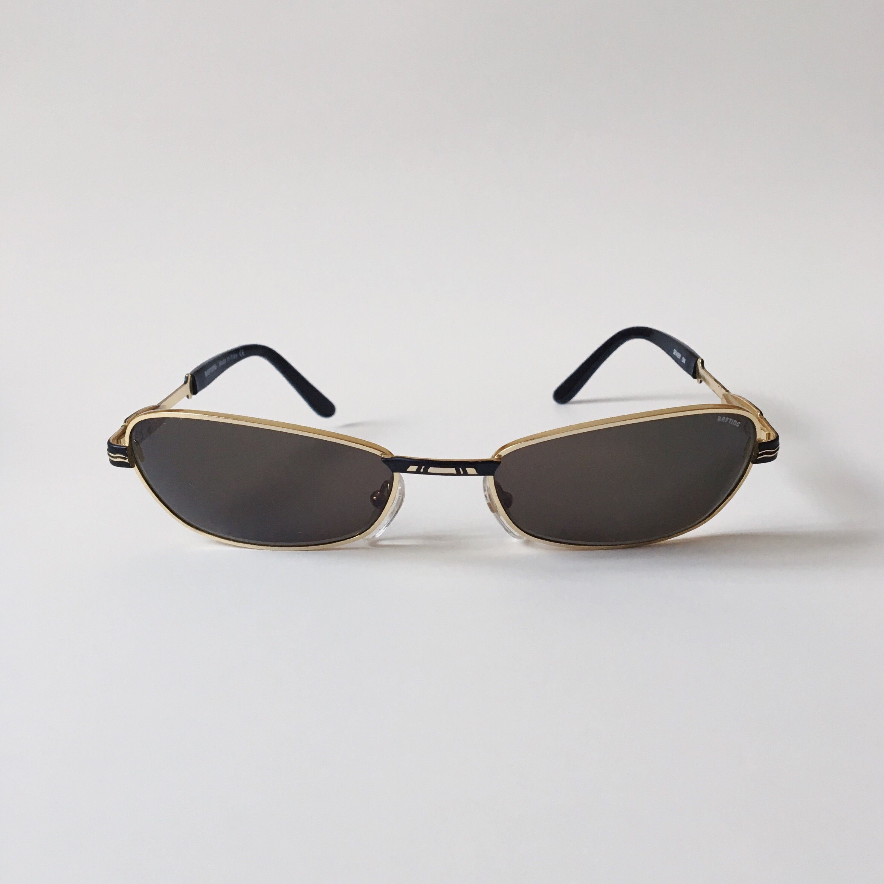 Vintage Rafting Vintage Square Sunglasses Black Frame 90s Size ONE SIZE - 1 Thumbnail
