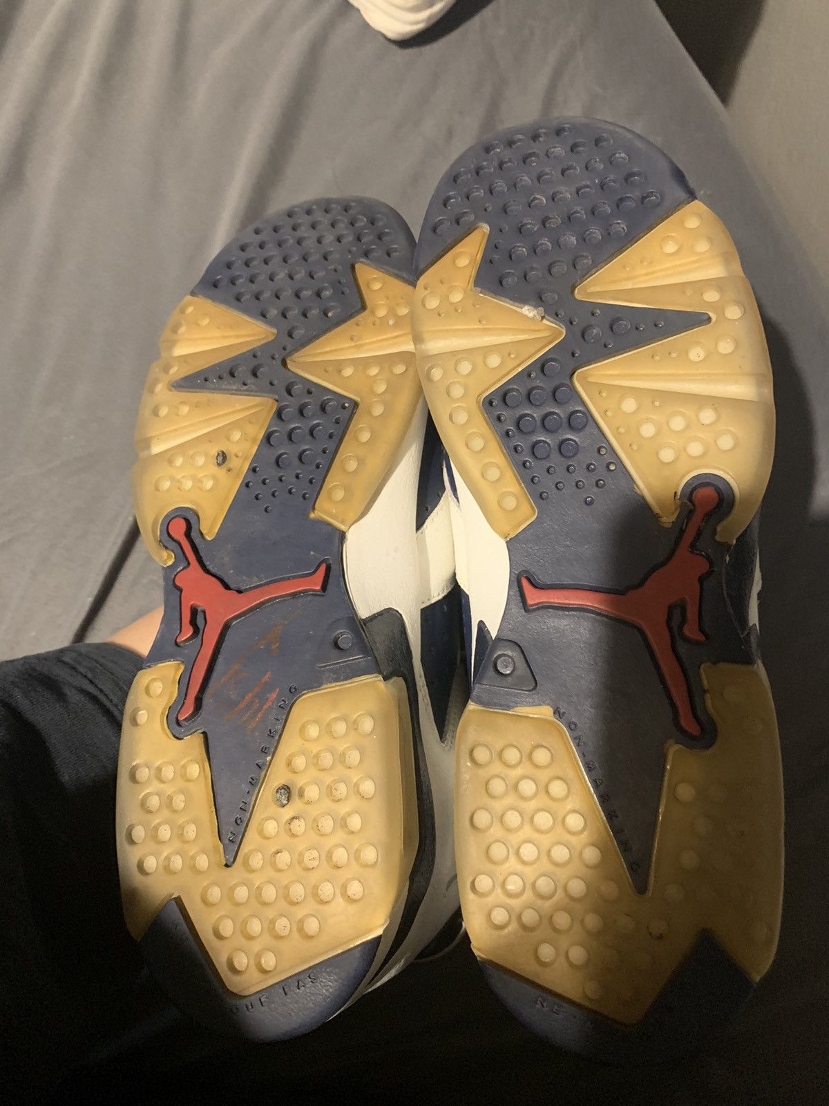 Jordan Brand Air Jordan 6 Retro GS Olympic 2012 Size US 6 / EU 39 - 7 Thumbnail