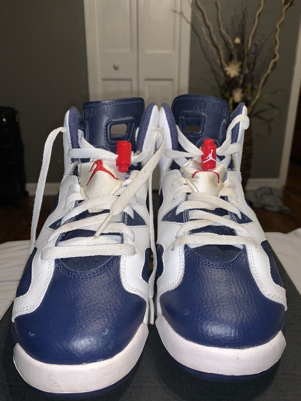 Jordan Brand Air Jordan 6 Retro GS Olympic 2012 Size US 6 / EU 39 - 4 Thumbnail