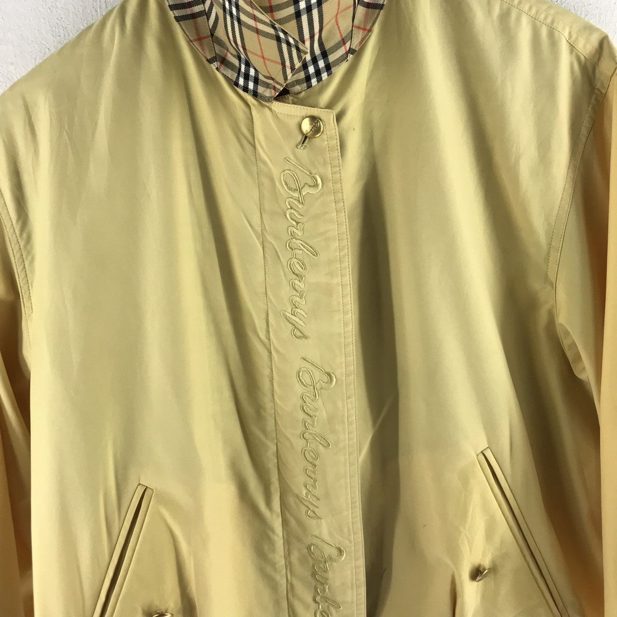 Burberry Vintage Burberry nova check lining Light Jacket Size US S / EU 44-46 / 1 - 6 Thumbnail