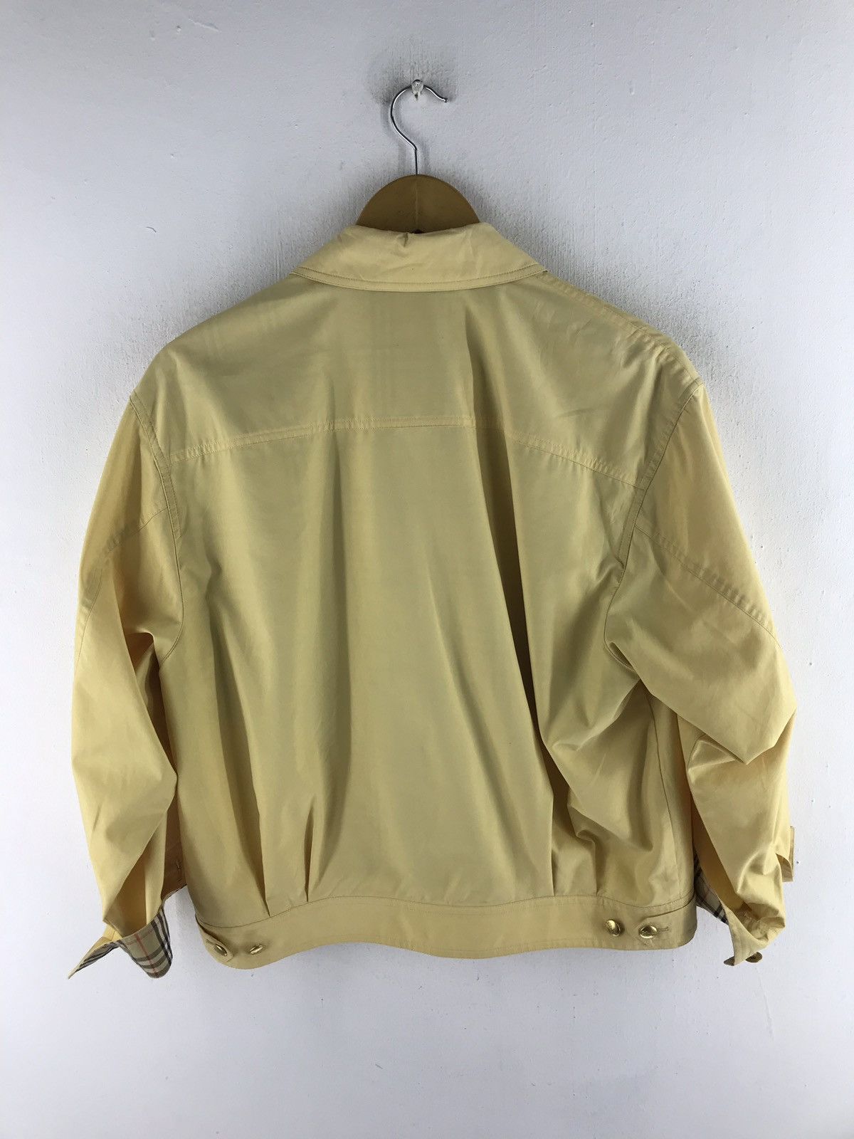 Burberry Vintage Burberry nova check lining Light Jacket Size US S / EU 44-46 / 1 - 8 Thumbnail