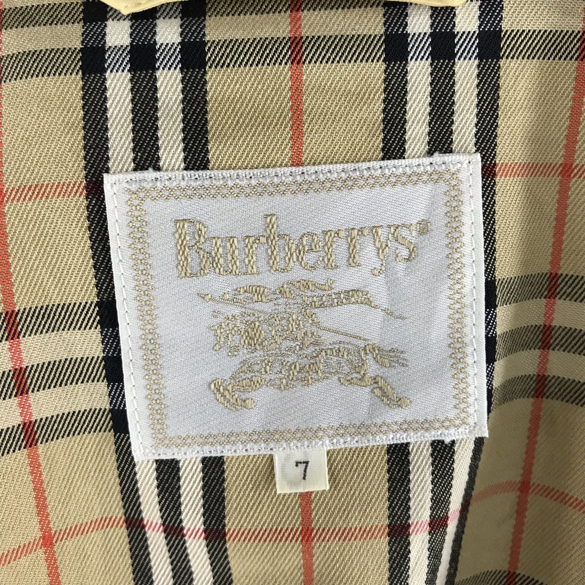 Burberry Vintage Burberry nova check lining Light Jacket Size US S / EU 44-46 / 1 - 10 Thumbnail