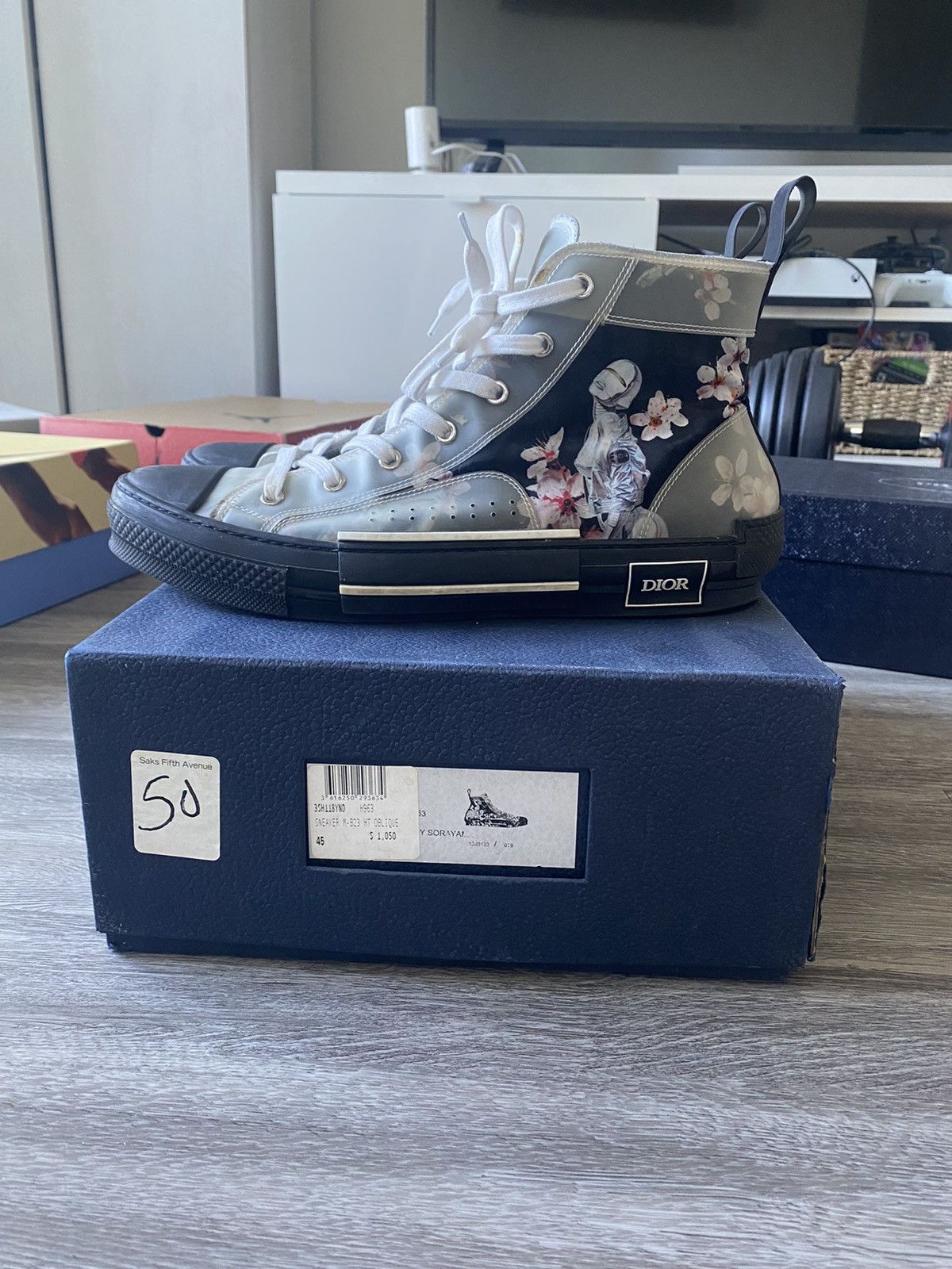 dior b23 sorayama