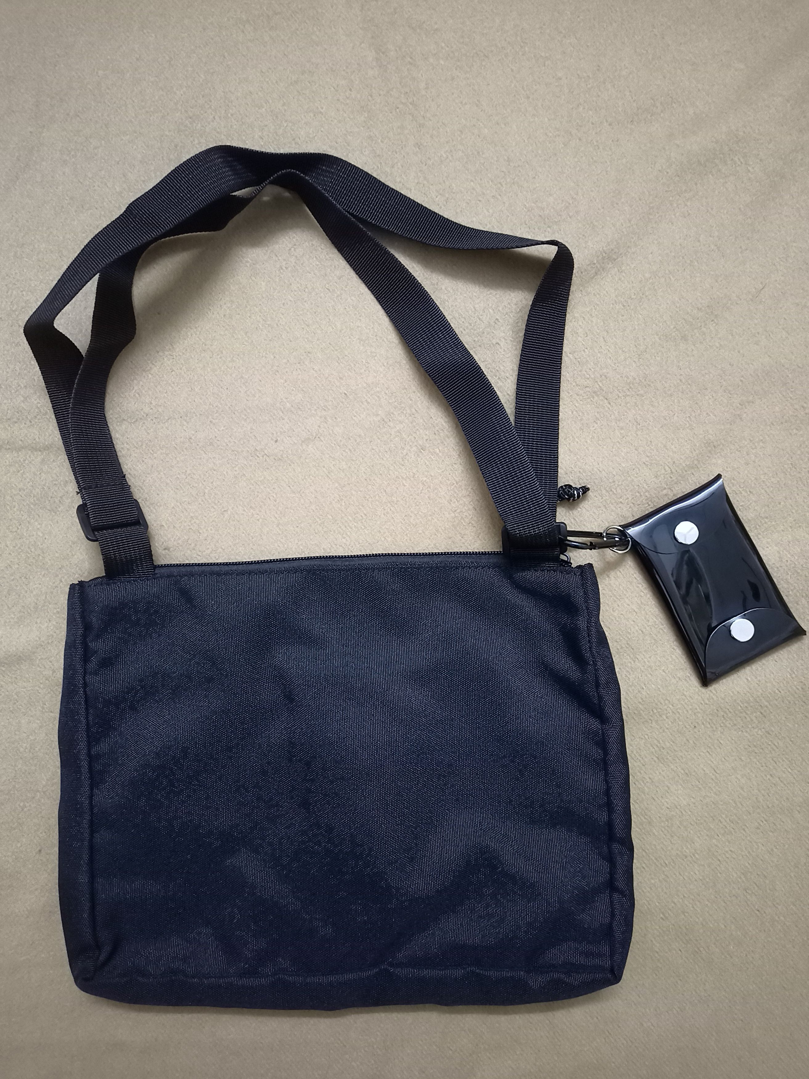 Issey Miyake × Japanese Brand × Ne-Net NE-NET ISSEY MIYAKE SLING BAG/CROSS BODY BAG JAPAN MAGAZINE Size ONE SIZE - 2 Thumbnail