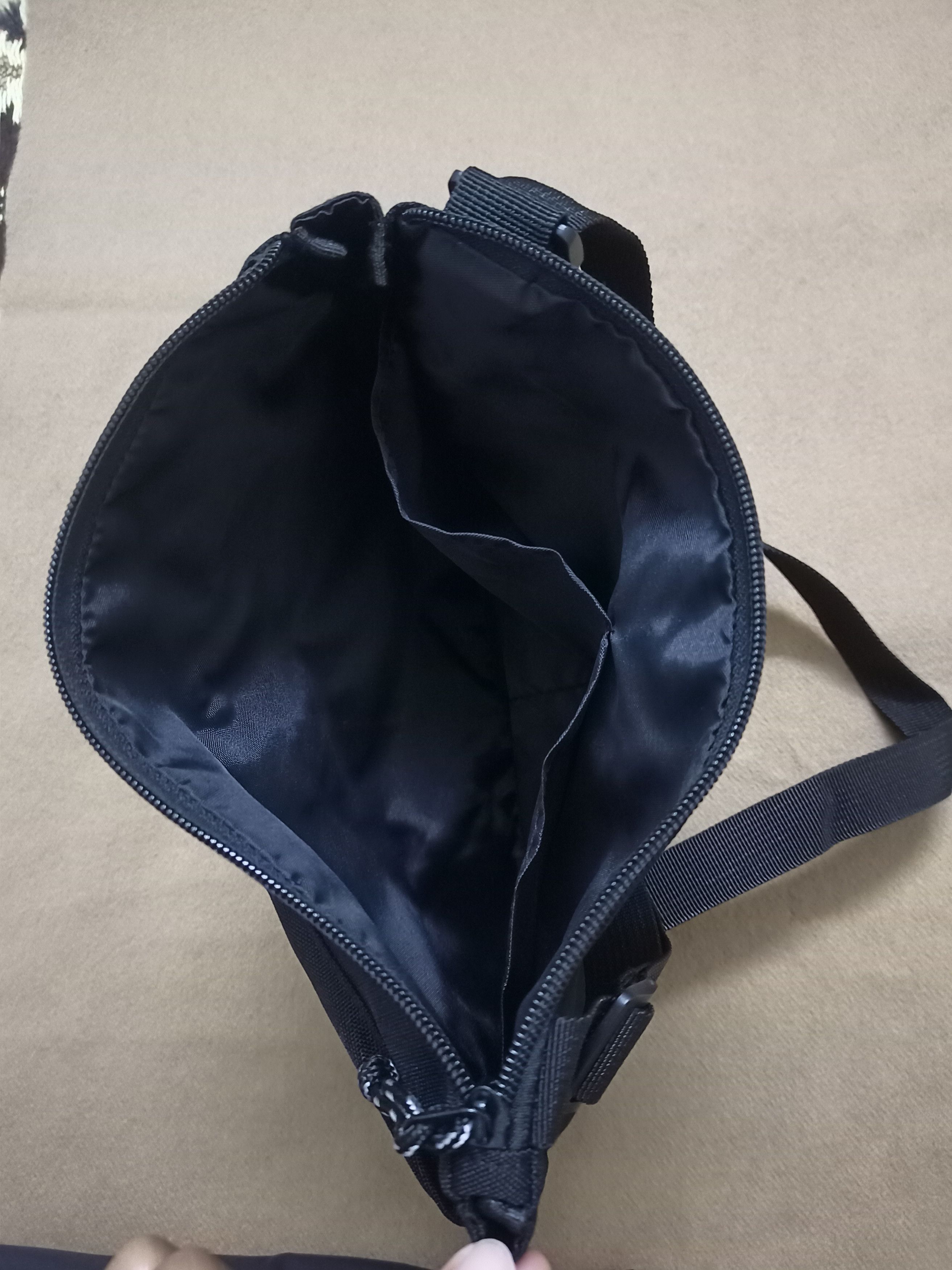 Issey Miyake × Japanese Brand × Ne-Net NE-NET ISSEY MIYAKE SLING BAG/CROSS BODY BAG JAPAN MAGAZINE Size ONE SIZE - 5 Thumbnail