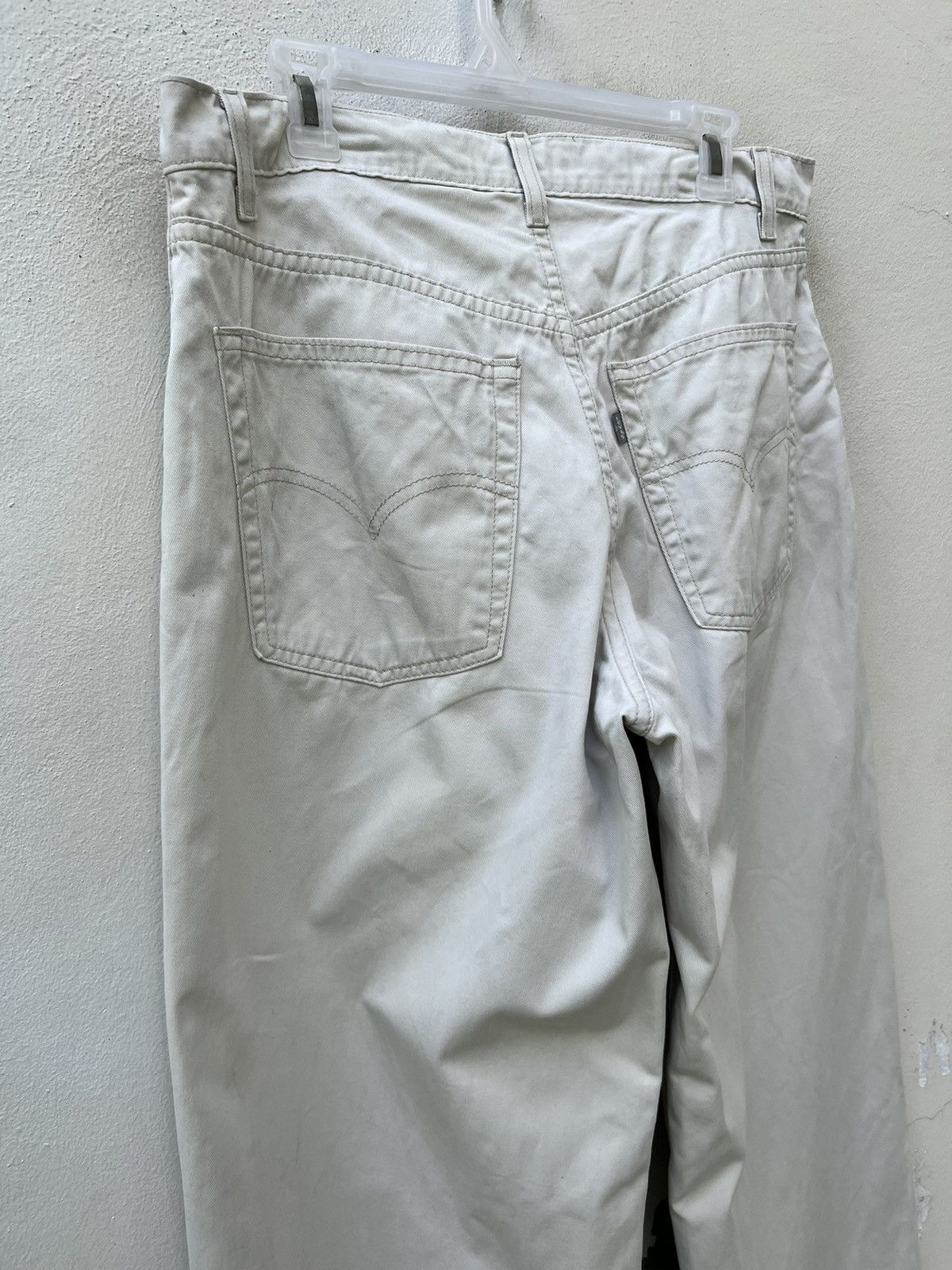 Levi's × Vintage Vintage 1998 Levi’s Silvertab White Baggy Chinos Trouser Size US 34 / EU 50 - 13 Thumbnail