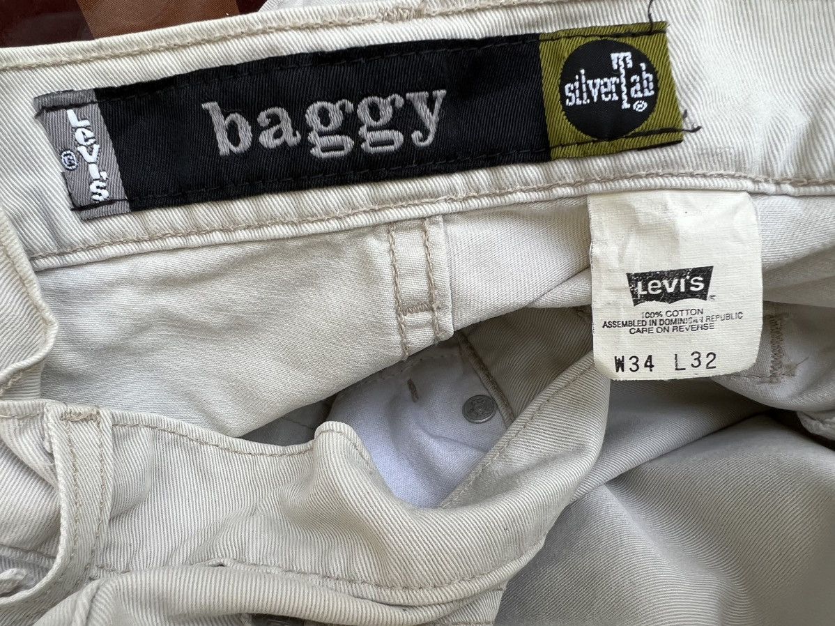 Levi's × Vintage Vintage 1998 Levi’s Silvertab White Baggy Chinos Trouser Size US 34 / EU 50 - 18 Thumbnail