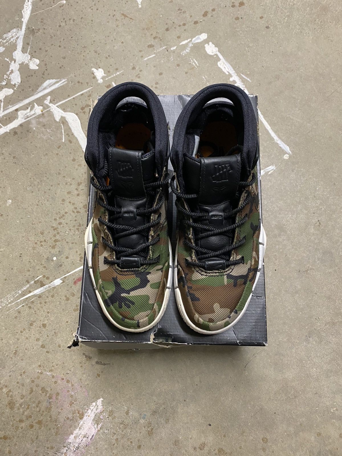 Nike × Undefeated Zoom Kobe 1 proto Undefeated Size US 7 / EU 40 - 2 Thumbnail