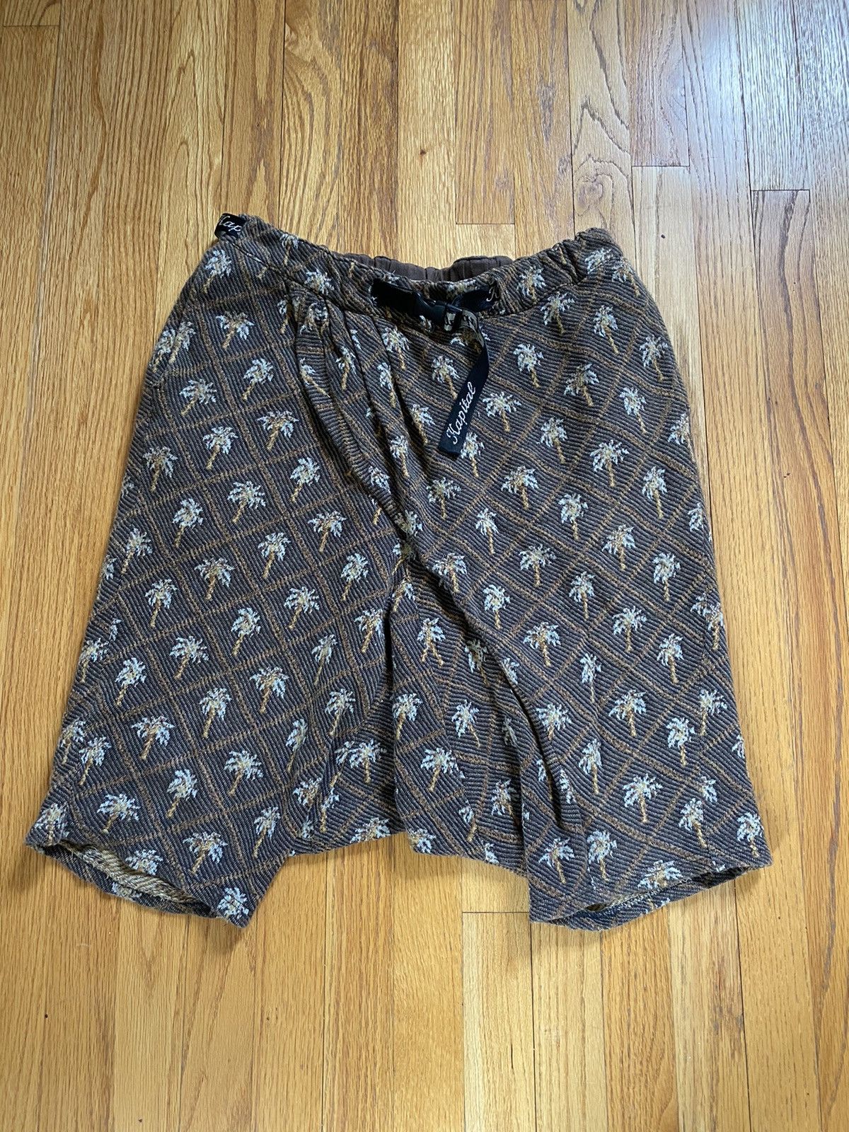Kapital KAPITAL PALM TREE JACQUARD BELTED DROP CROTCH SHORTS Size US 34 / EU 50 - 1 Thumbnail