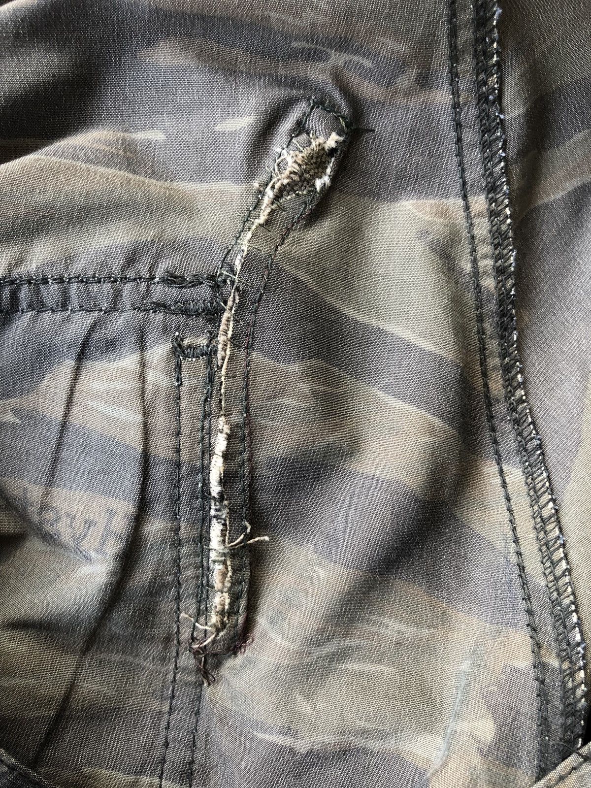 Hysteric Glamour 1999 Hysteric Glamour Nylon Tactical Cargo Shorts Size US 34 / EU 50 - 8 Thumbnail