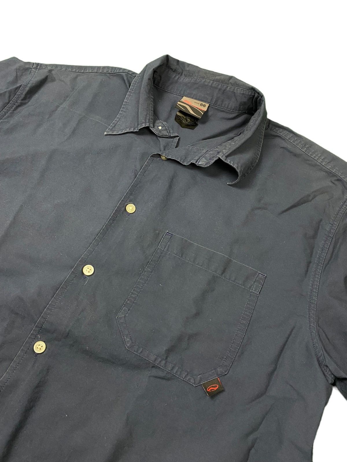 Vans × Vintage Vintage Y2K Vans Tribal Print Short Sleeve Button Down Shirt Size US L / EU 52-54 / 3 - 4 Thumbnail
