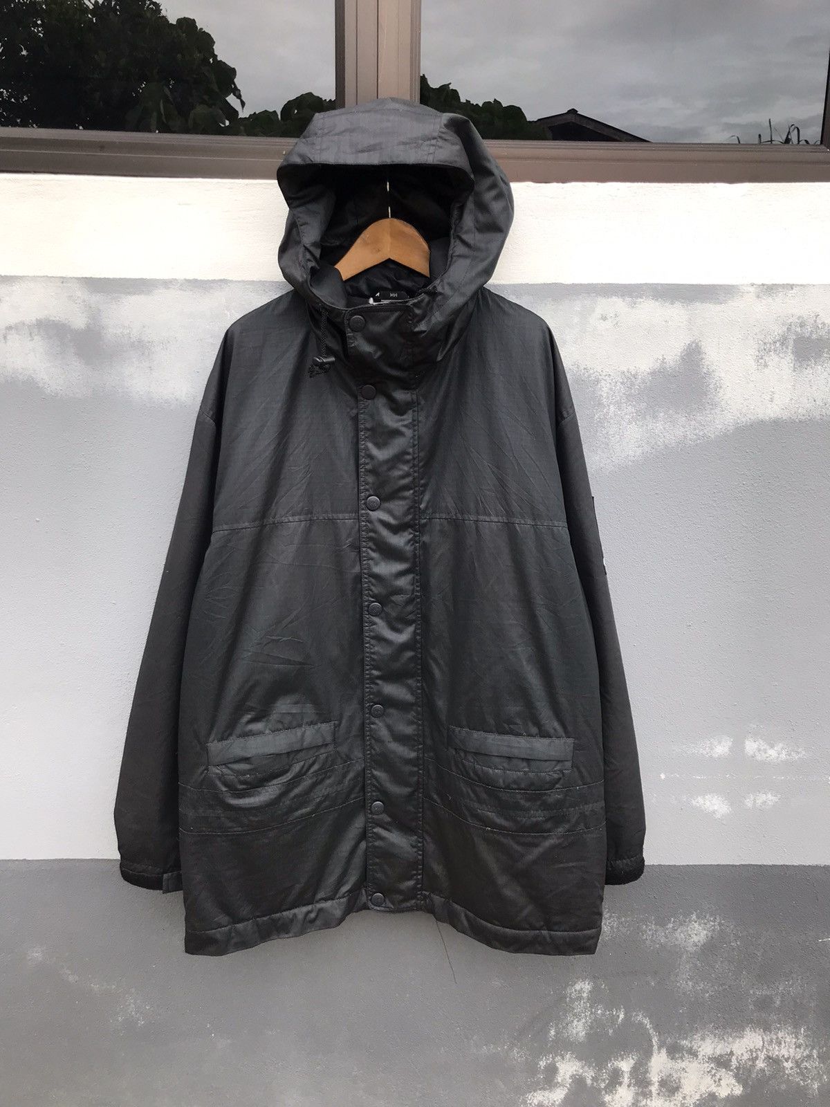 Helly Hansen Helly hansen down jacket hoodie Size US L / EU 52-54 / 3 - 2 Thumbnail