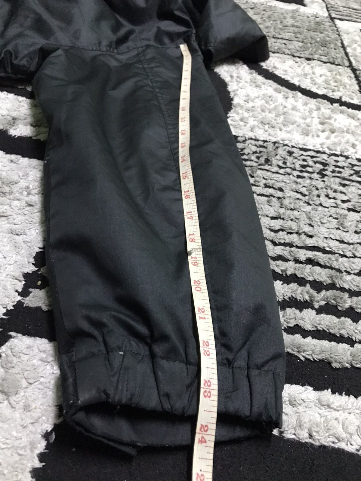 Helly Hansen Helly hansen down jacket hoodie Size US L / EU 52-54 / 3 - 11 Thumbnail