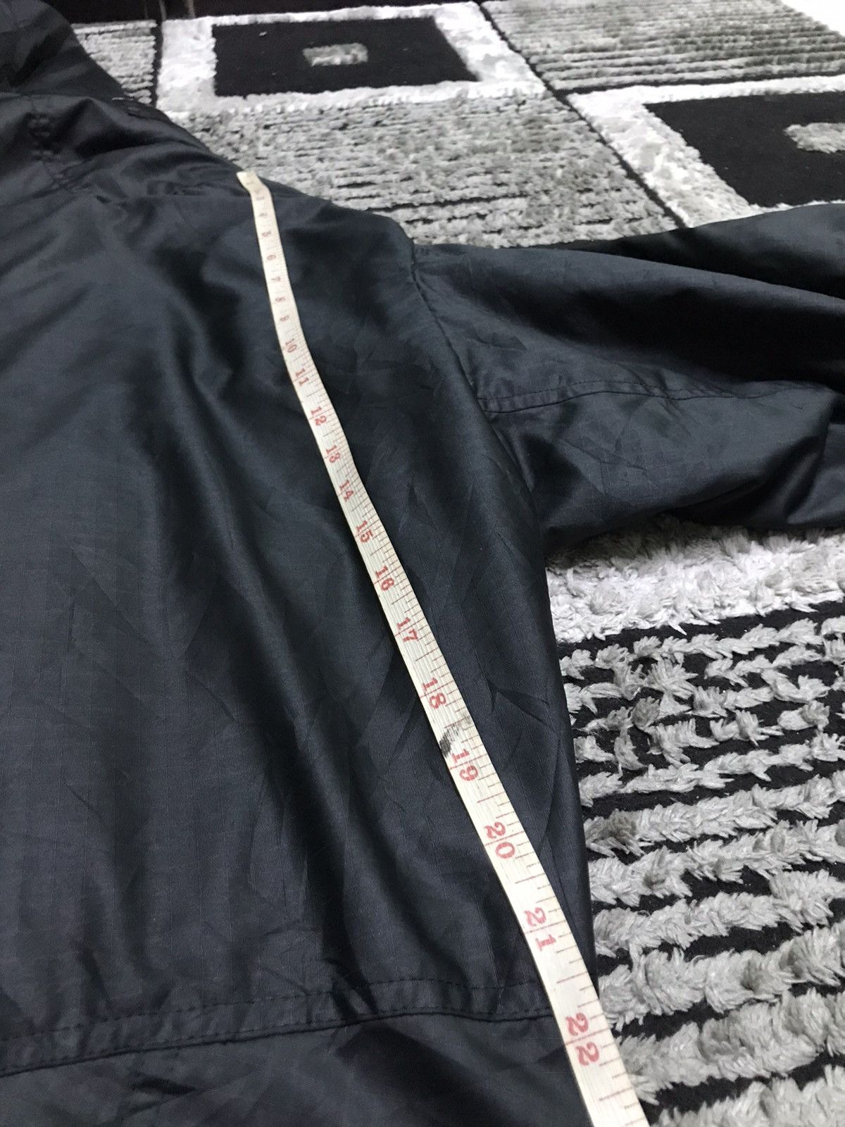 Helly Hansen Helly hansen down jacket hoodie Size US L / EU 52-54 / 3 - 10 Thumbnail