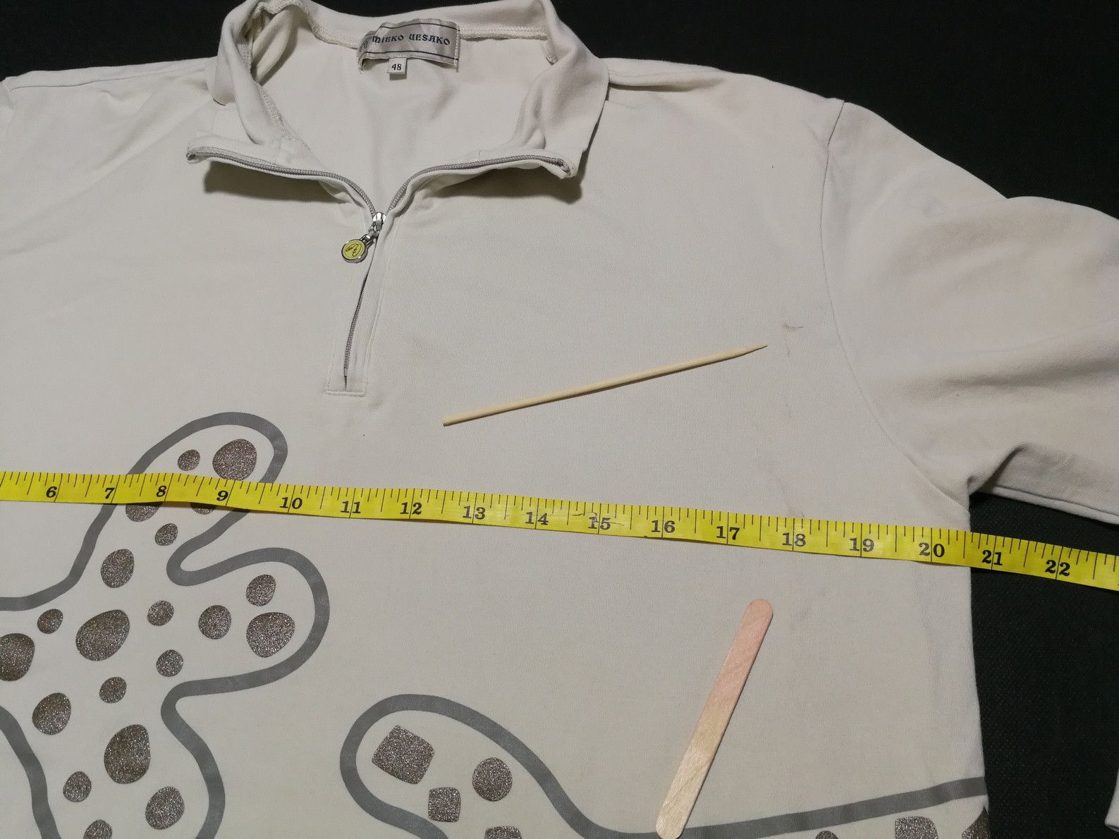Japanese Brand Mieko Eusako Japan Hug Hand Art Half Zipper Polo Tee Size US M / EU 48-50 / 2 - 7 Thumbnail