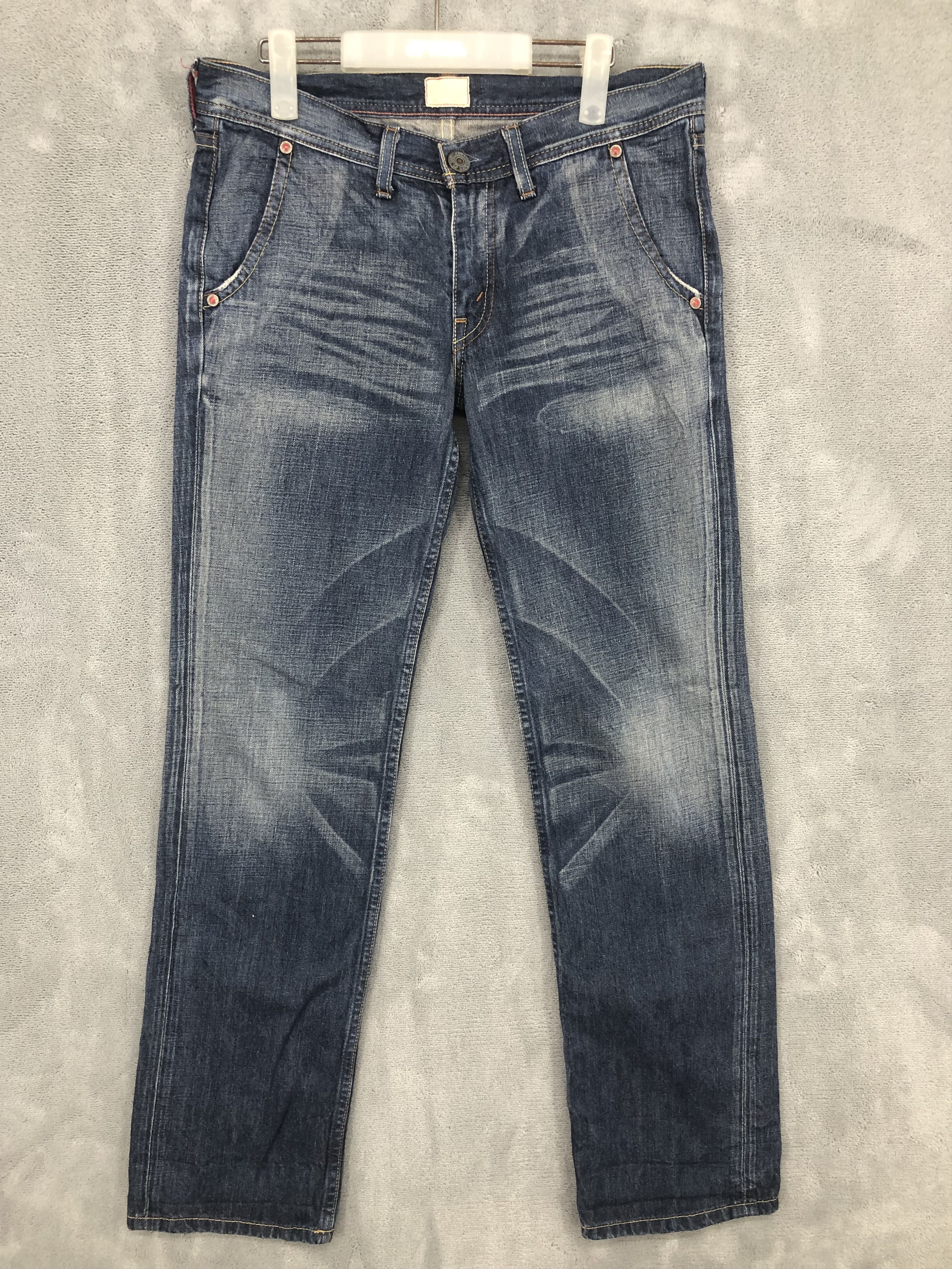 image of Levis Redloop Denim Jean Women 32X31 in Blue
