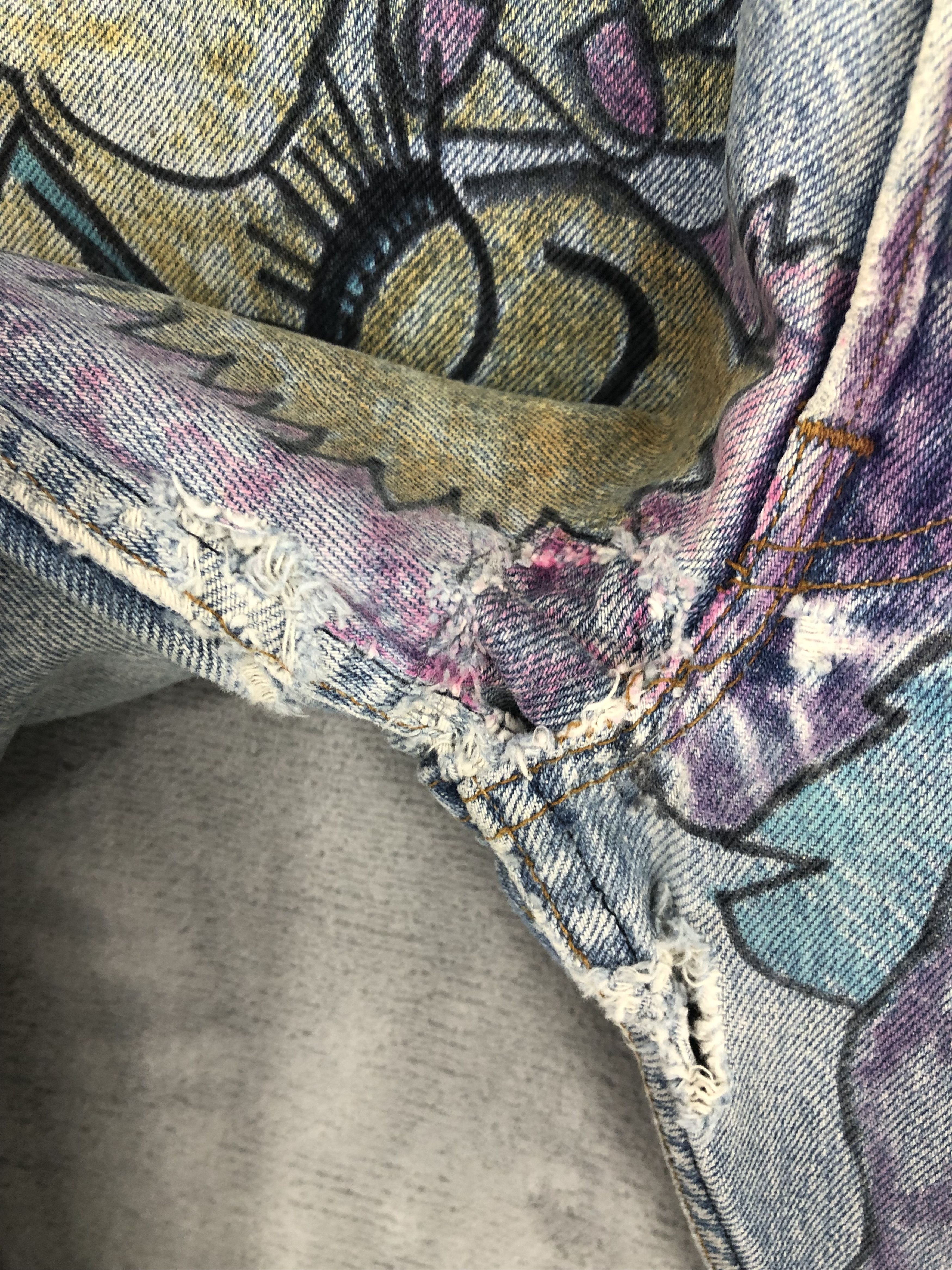 Levi's × Vintage Vintage Levi's 501 Painting Art Jeans Size US 35 - 14 Thumbnail