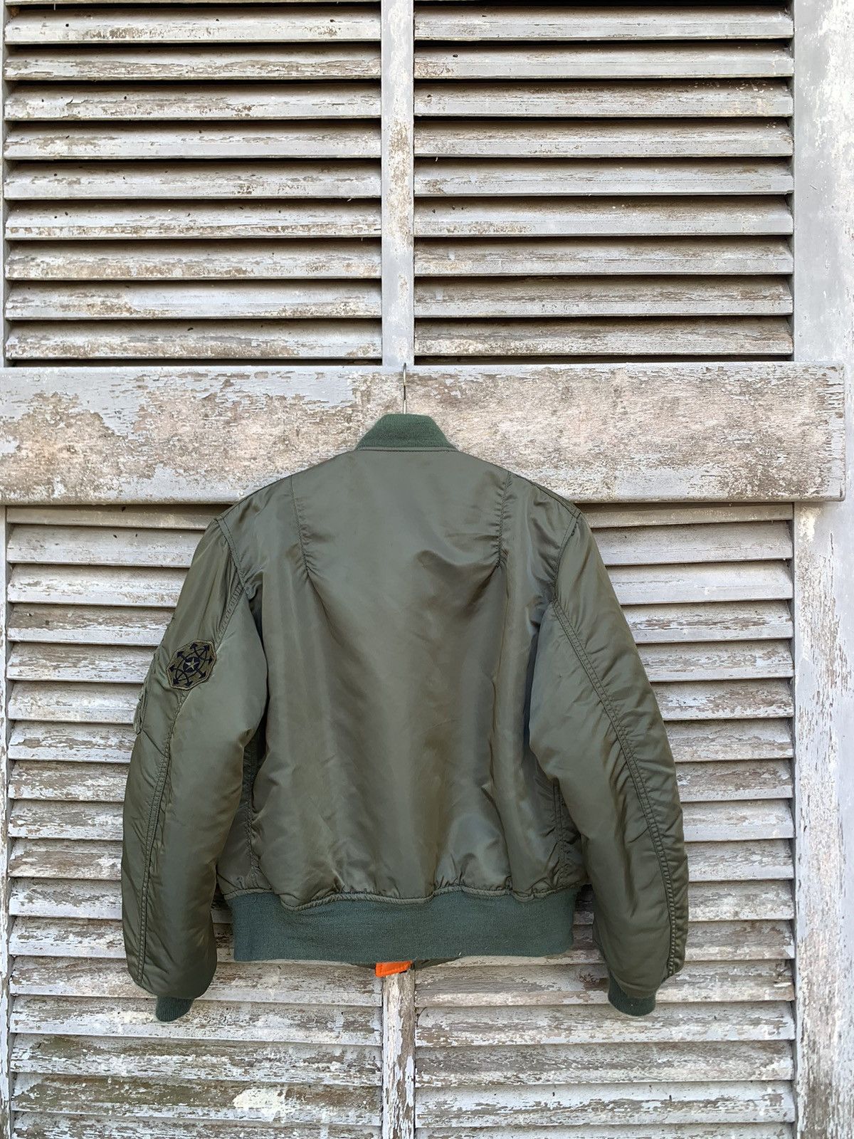 Alpha Industries Vintage Alpha Industries MA1 Man Intermediate BomberJacket Size US S / EU 44-46 / 1 - 11 Thumbnail
