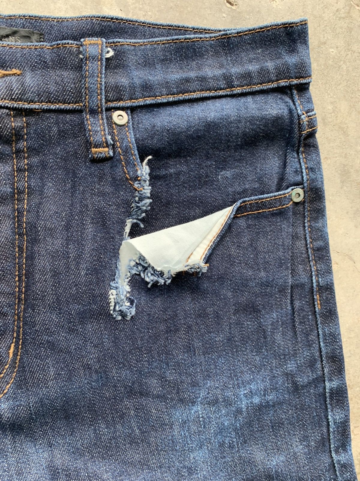 Uniqlo JapaneseBrand Uniqlo Distressed Denim Jeans Straight Pant Size US 30 / EU 46 - 4 Thumbnail