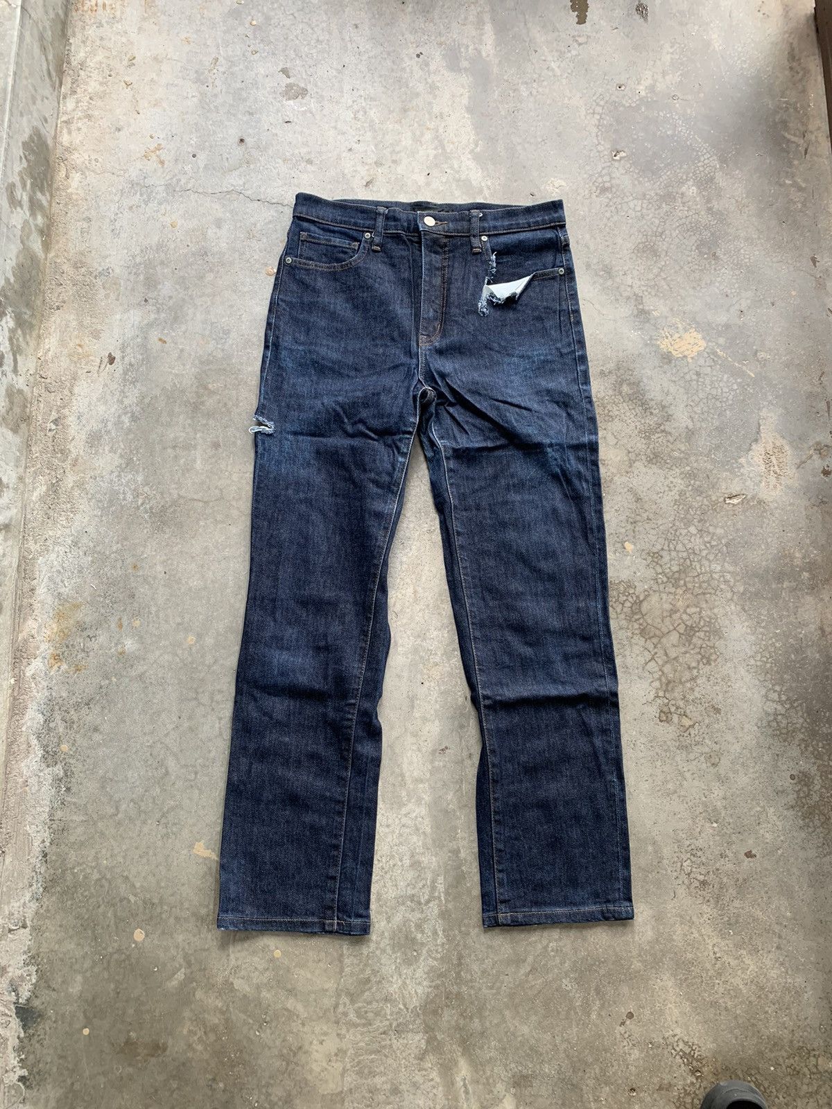 Uniqlo JapaneseBrand Uniqlo Distressed Denim Jeans Straight Pant Size US 30 / EU 46 - 1 Thumbnail