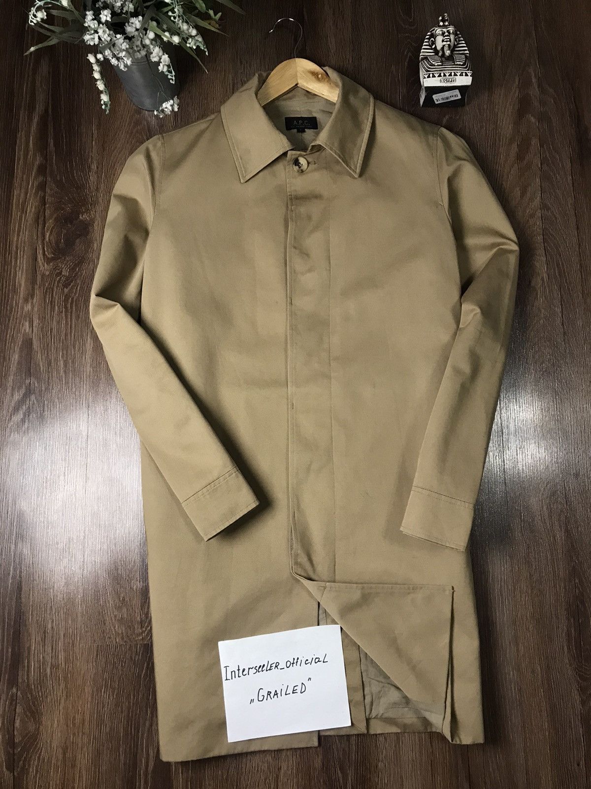 Minimalist Rain coat