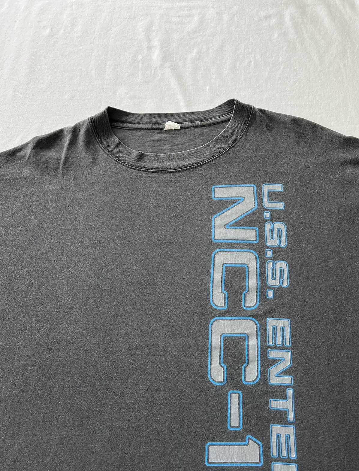 Band Tees Vintage 1996 Star Trek NCC-1701 Faded Black Tee (Star Wars) Size US XL / EU 56 / 4 - 4 Thumbnail