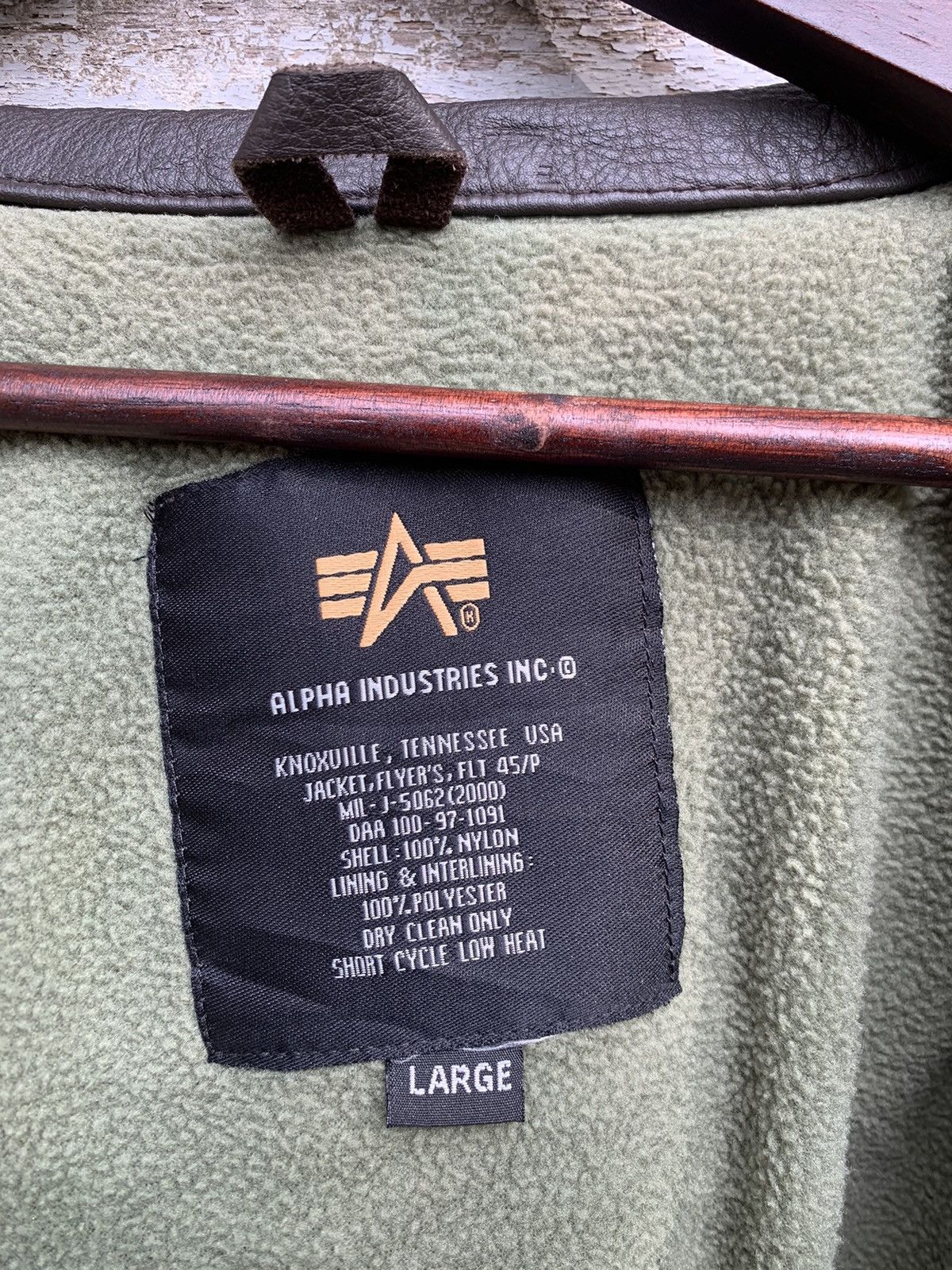 Alpha Industries 🪖 Vintage Alpha Industries Man Intermediate Bomber Jacket Size US L / EU 52-54 / 3 - 14 Thumbnail