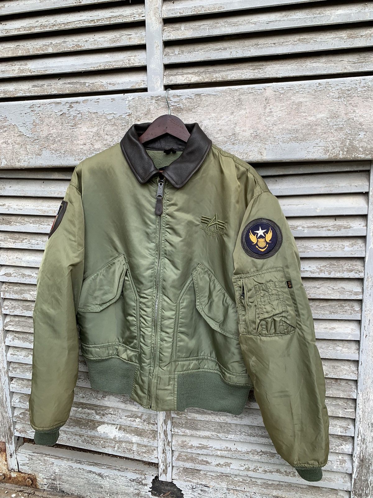 Alpha Industries 🪖 Vintage Alpha Industries Man Intermediate Bomber Jacket Size US L / EU 52-54 / 3 - 7 Thumbnail