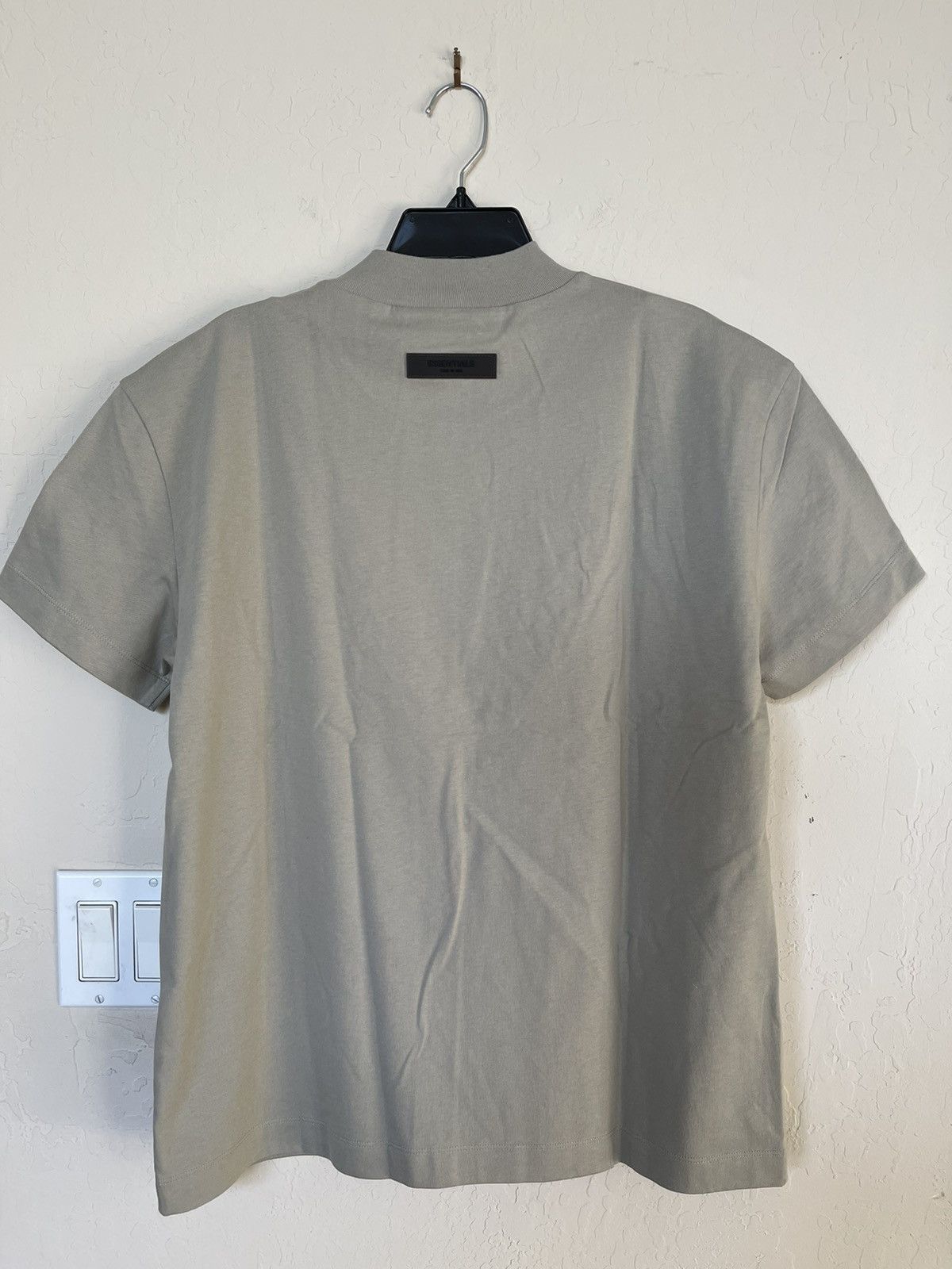 Essentials × FOG × Fear of God FOG - Essentials Fear Of God Seal SS23 T-Shirt Sz (M) Size US M / EU 48-50 / 2 - 3 Thumbnail
