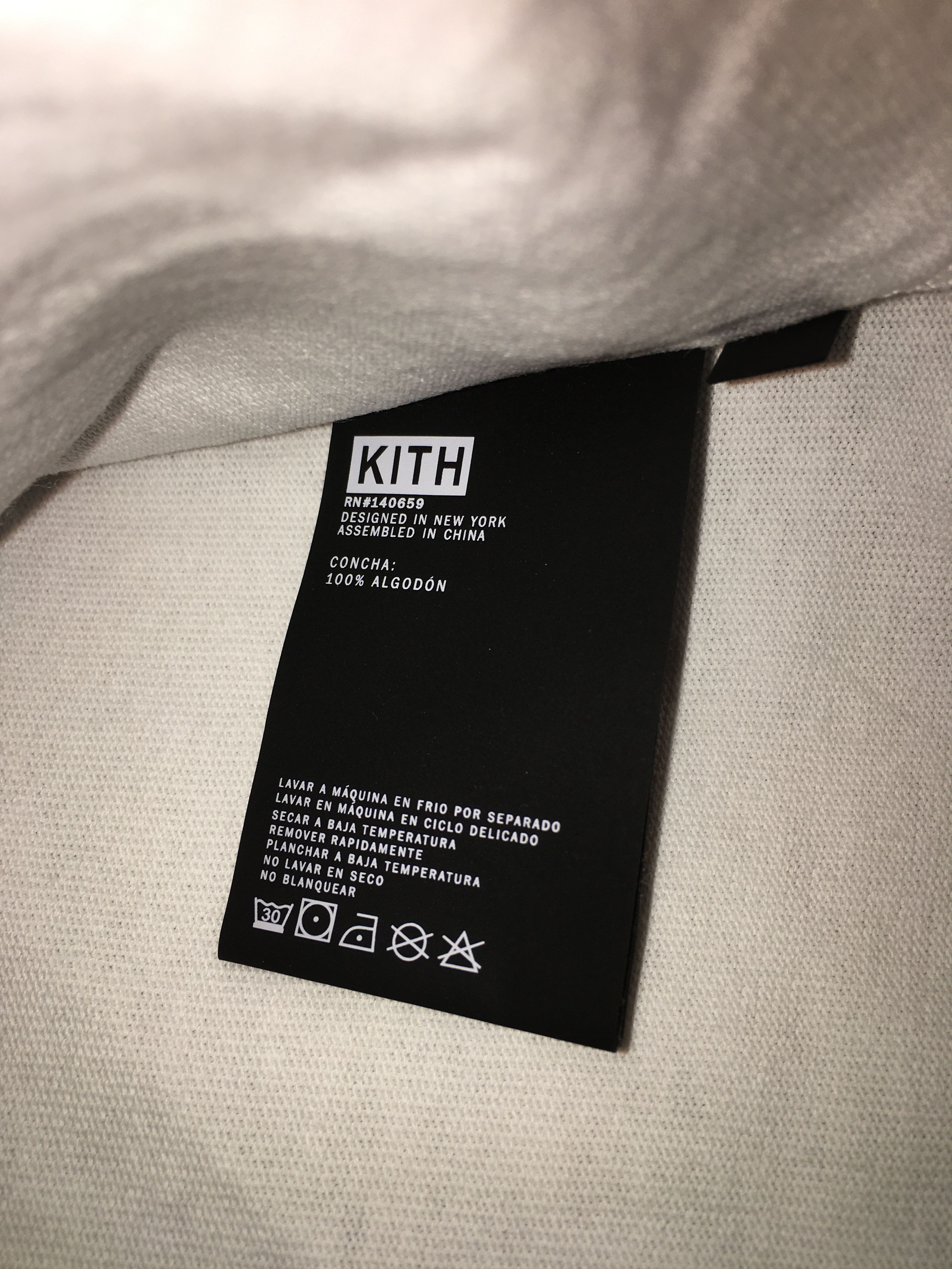 Kith Kith XR Teblets T-shirt SAMPLE Size US L / EU 52-54 / 3 - 3 Thumbnail