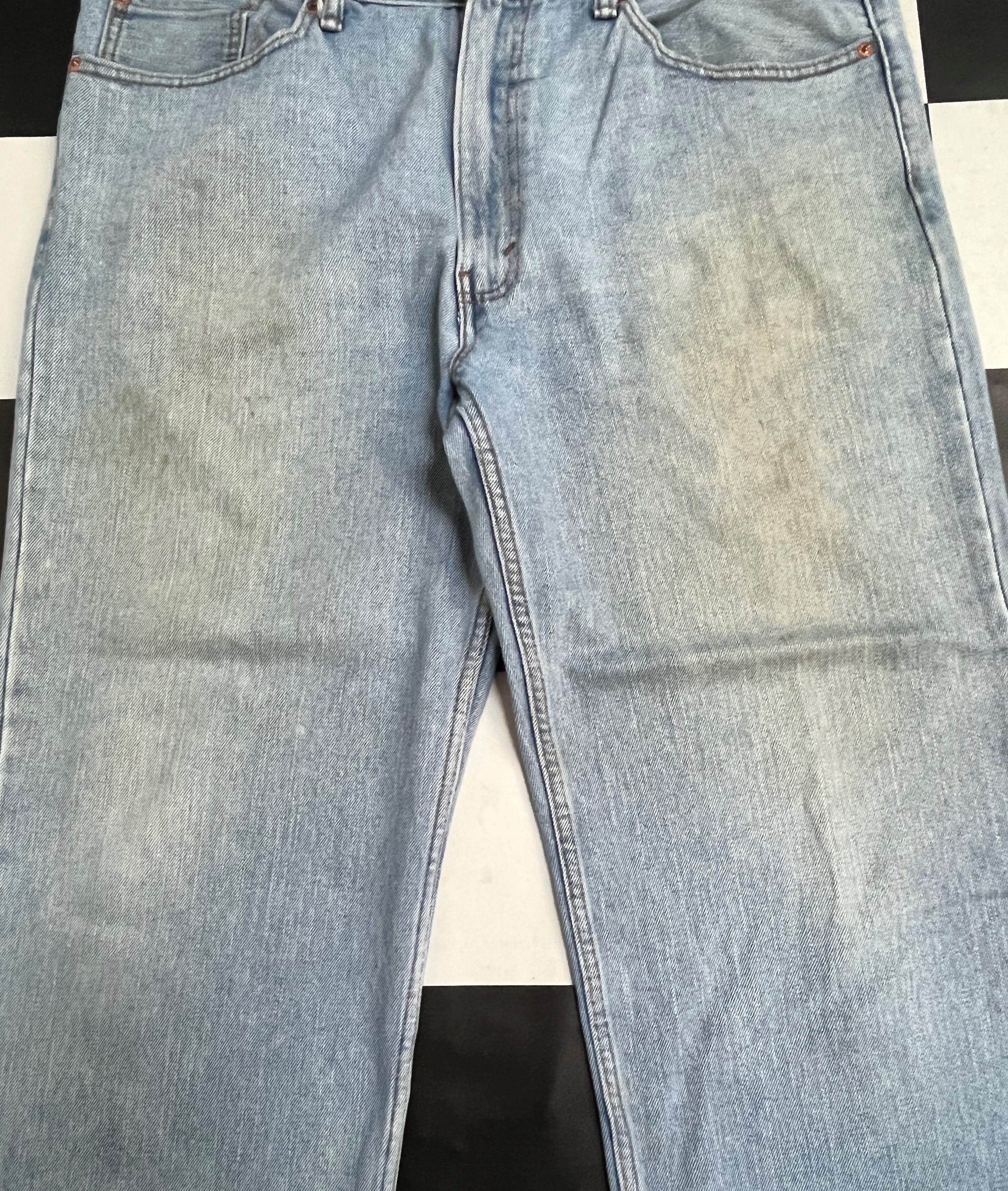 Levi's × Vintage Vintage Levis 550 Faded Denim Jean L206 Size US 40 / EU 56 - 3 Thumbnail