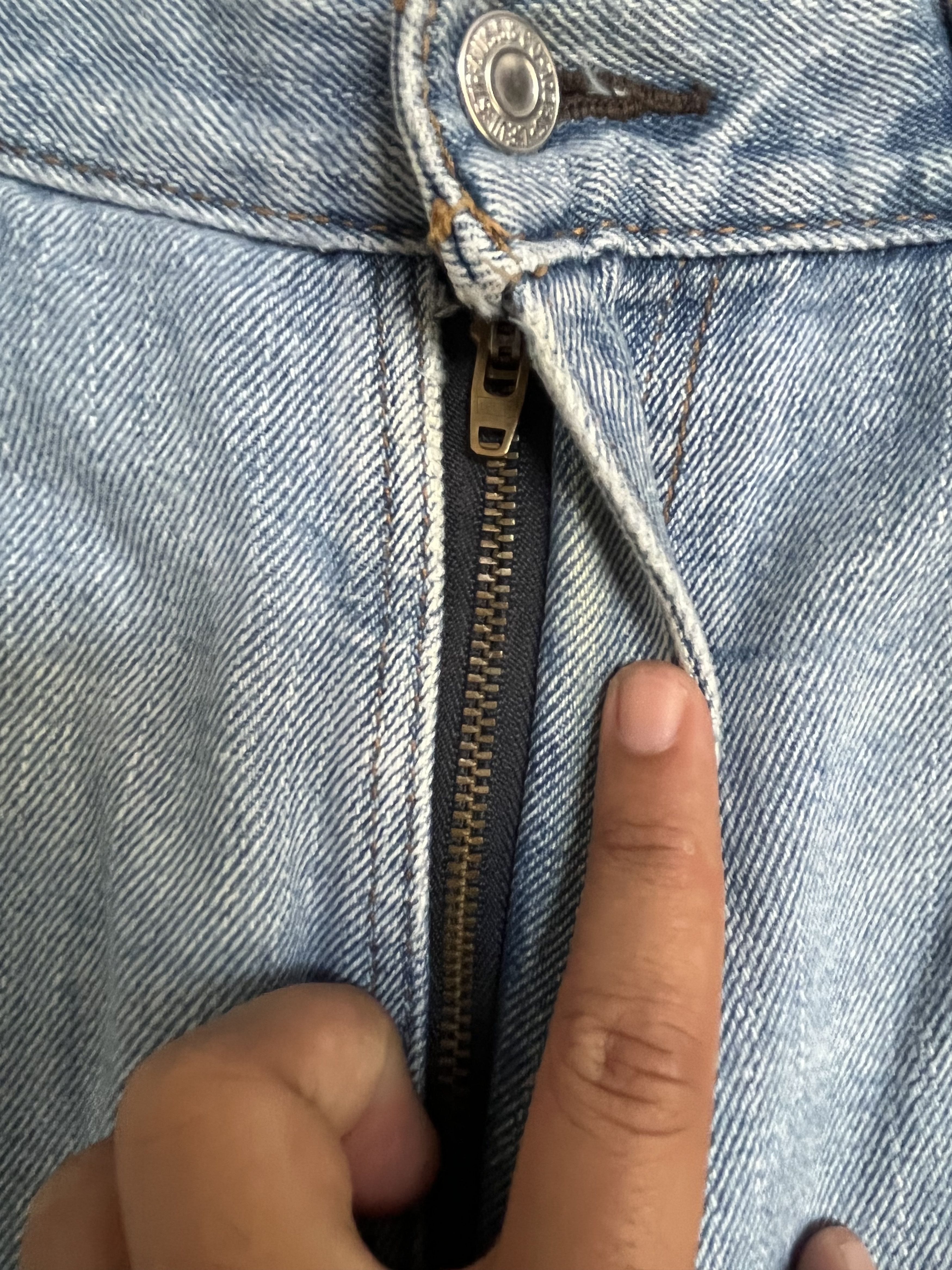 Levi's × Vintage Vintage Levis 550 Faded Denim Jean L206 Size US 40 / EU 56 - 4 Thumbnail