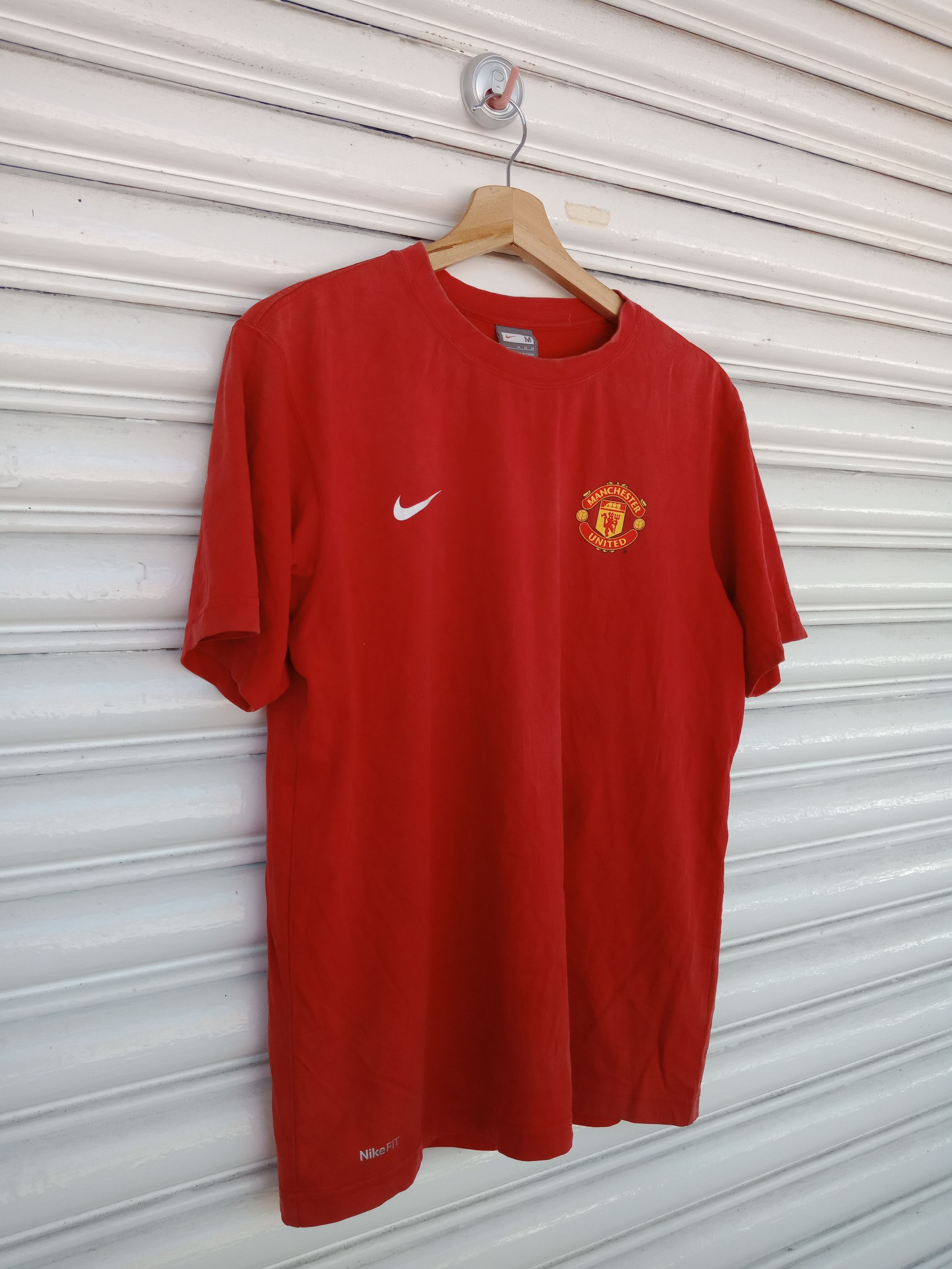 Nike Nike CR7 Christiano Ronaldo Manchester United Size US M / EU 48-50 / 2 - 4 Thumbnail