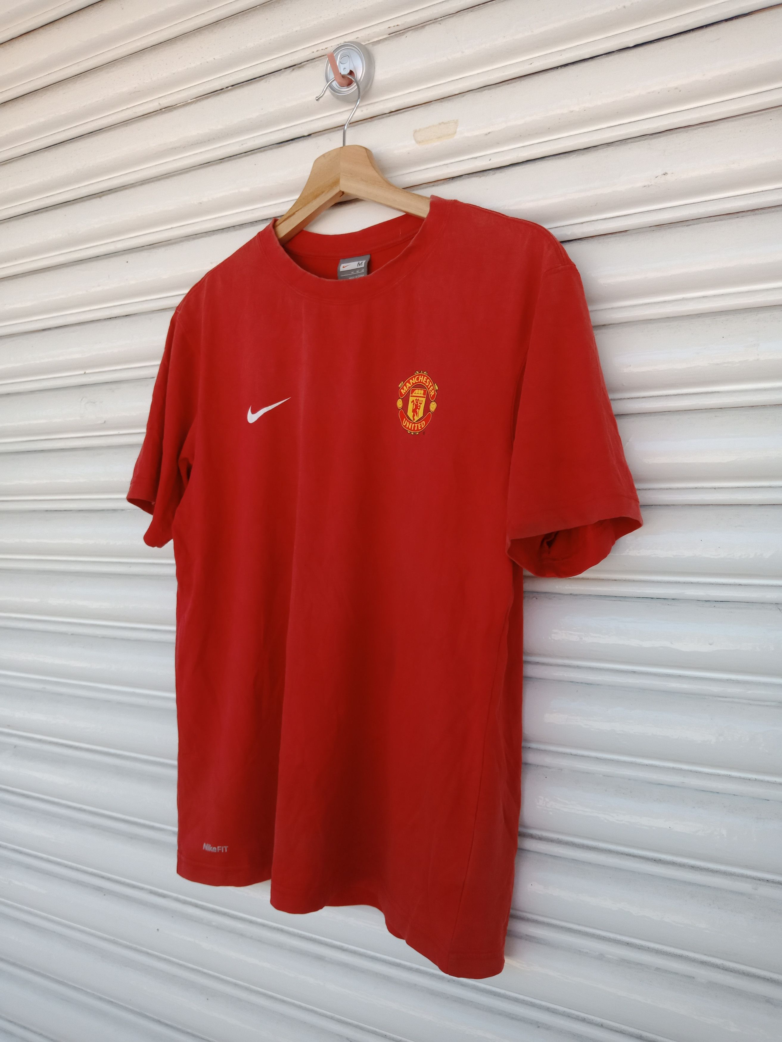 Nike Nike CR7 Christiano Ronaldo Manchester United Size US M / EU 48-50 / 2 - 3 Thumbnail