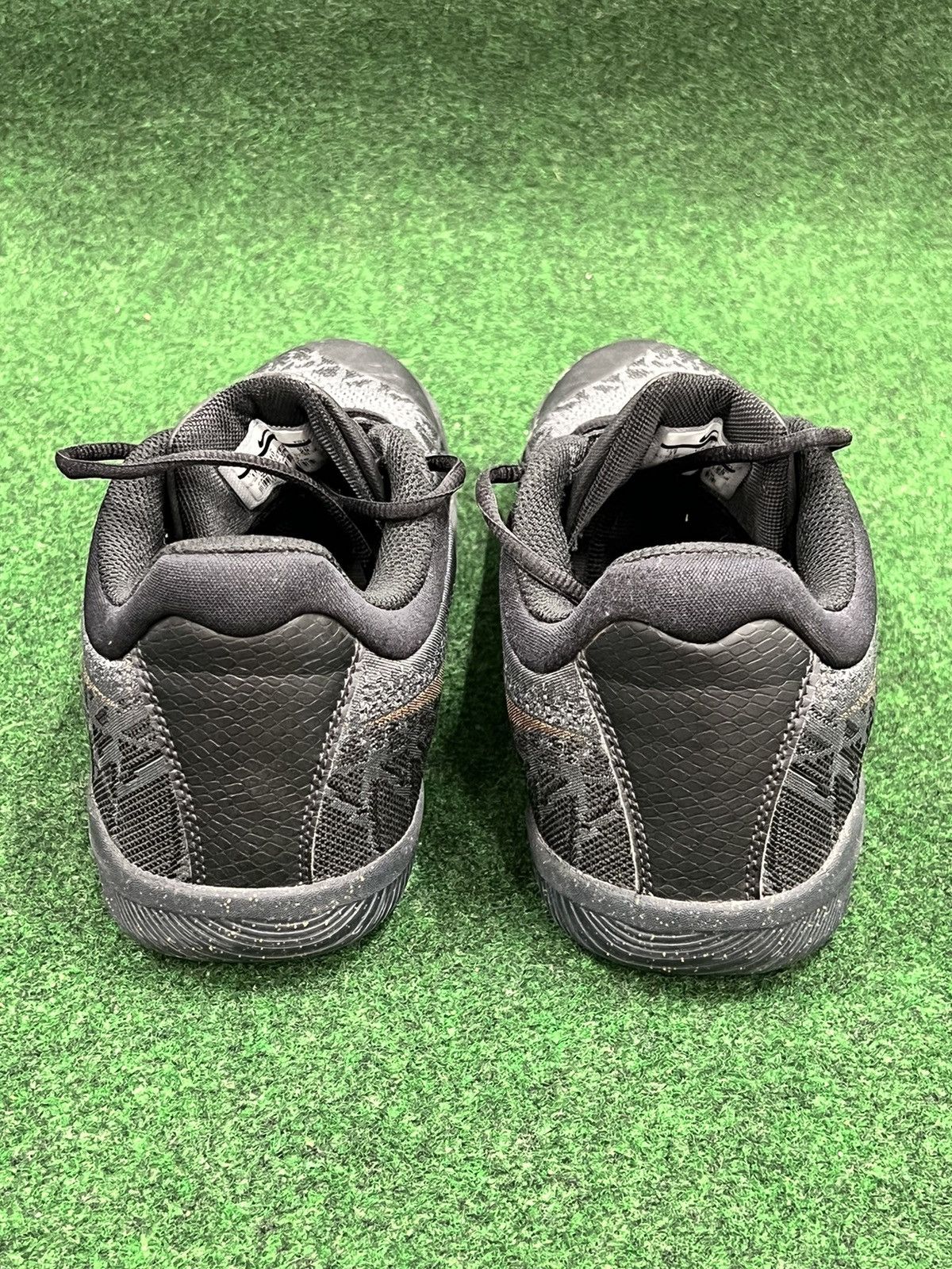 Nike 2019 Nike Kobe Mamba Rage Gold Stars Size US 11 / EU 44 - 6 Thumbnail