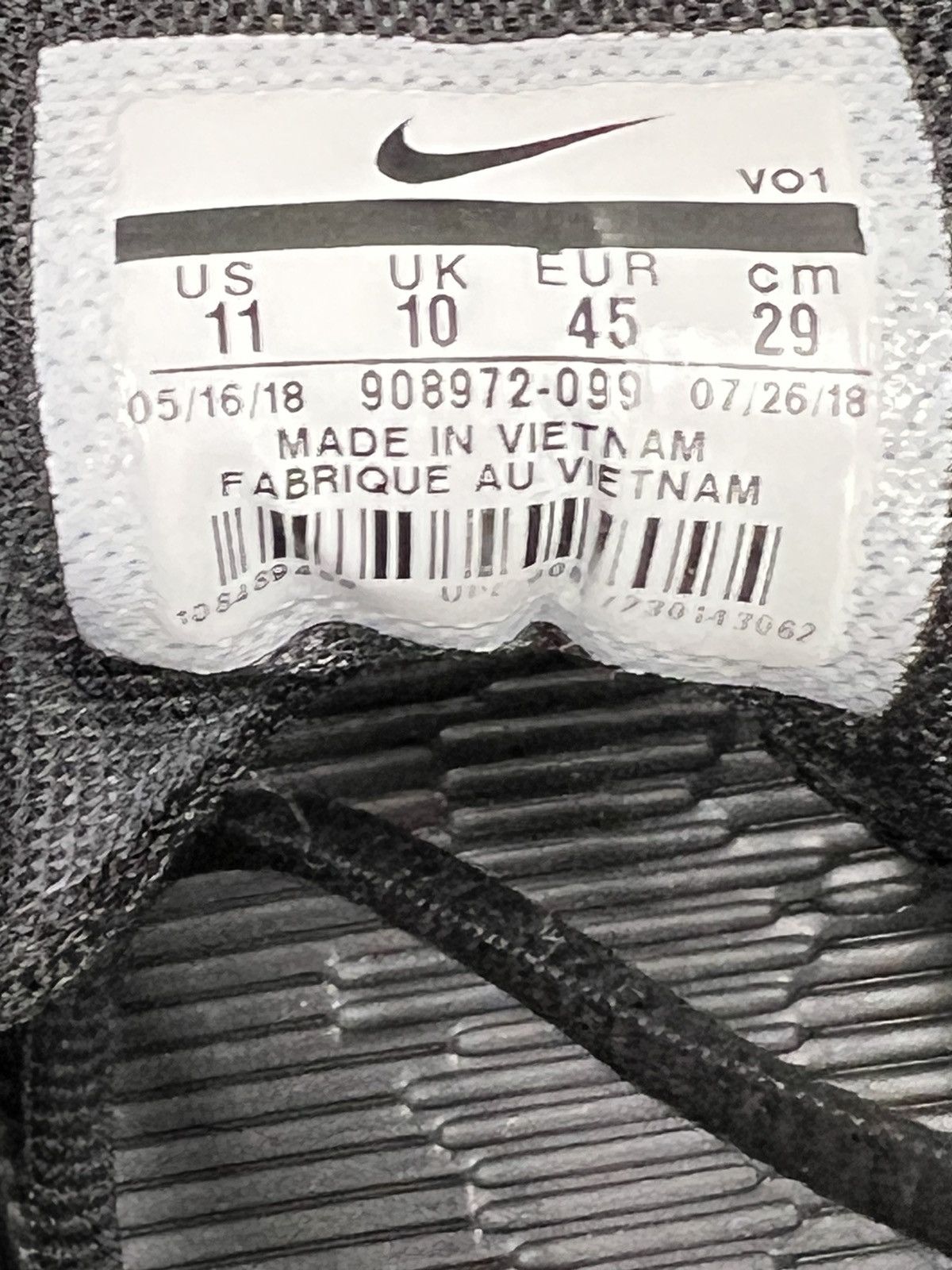 Nike 2019 Nike Kobe Mamba Rage Gold Stars Size US 11 / EU 44 - 7 Thumbnail