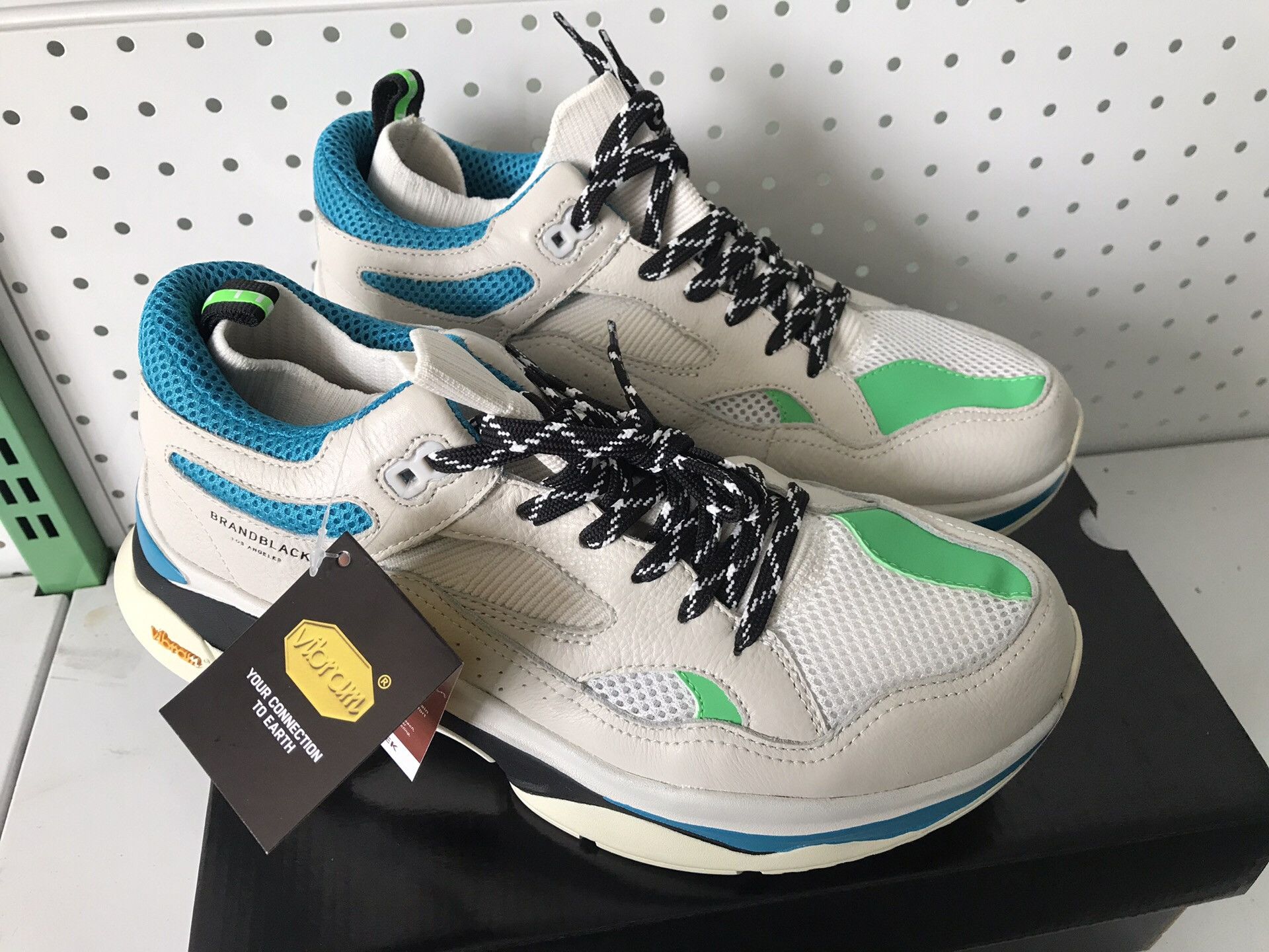 Barneys New York × Brandblack SAGA Barney’s Exclusive Size US 9 / EU 42 - 5 Thumbnail