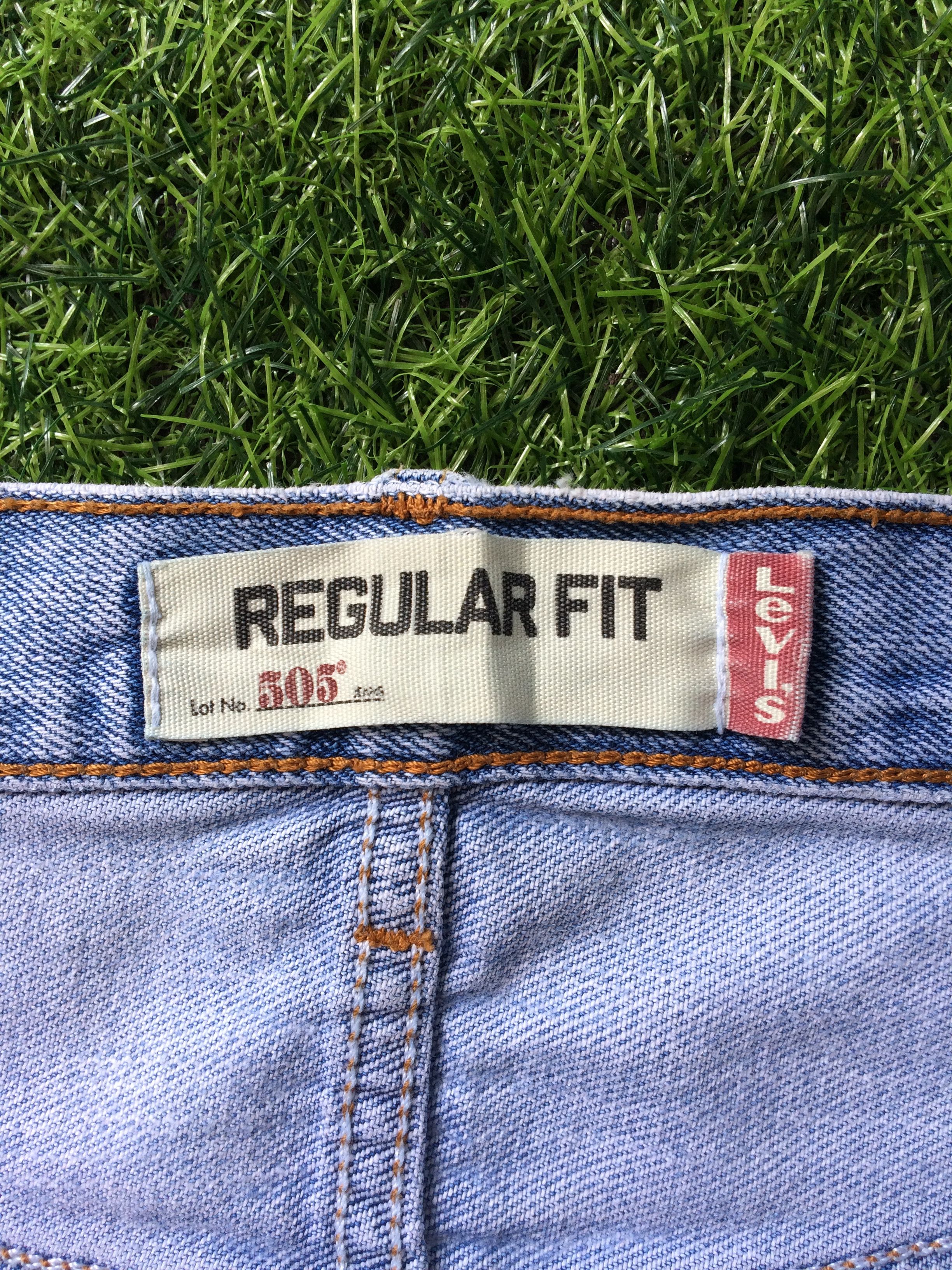 Levi's × Vintage Levis 505 Light Wash Jeans #B-787 Size US 33 - 11 Thumbnail