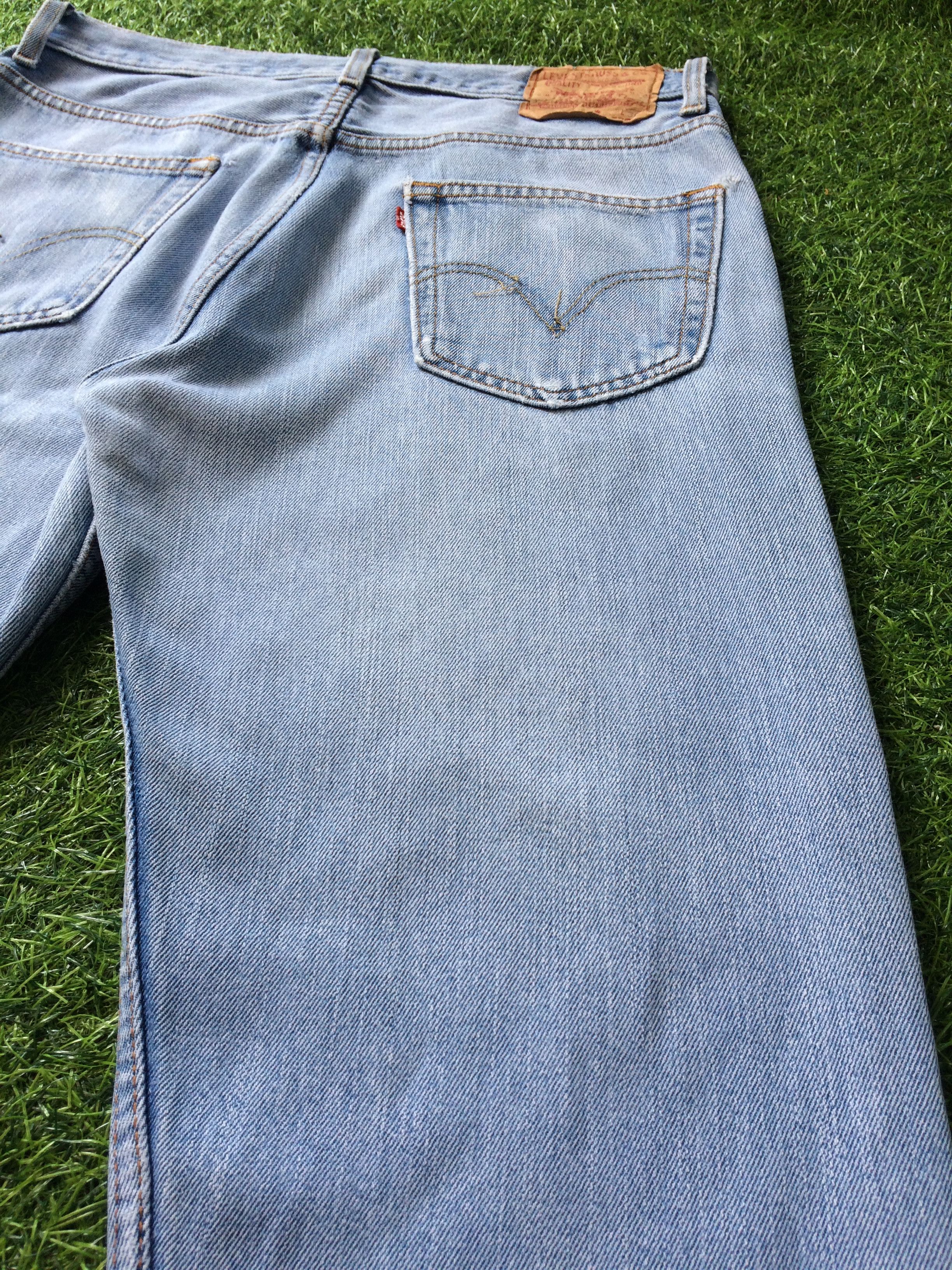 Levi's × Vintage Levis 505 Light Wash Jeans #B-787 Size US 33 - 7 Thumbnail
