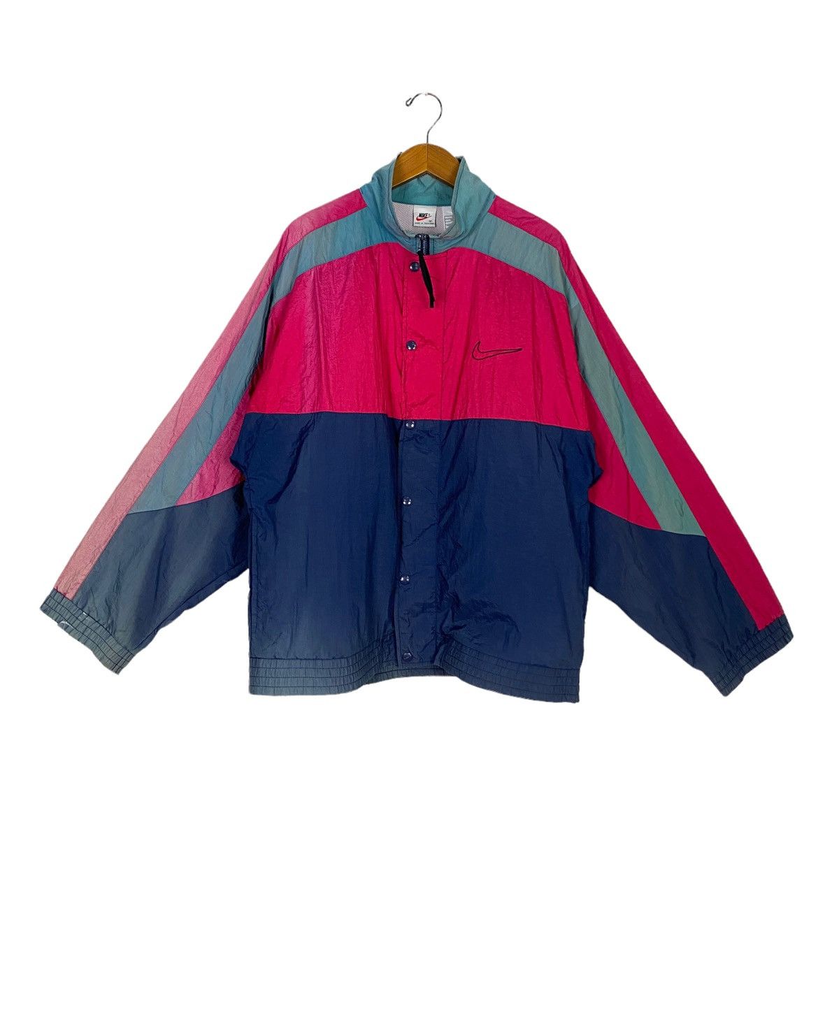 Nike Rare Vtg Nike Swoosh Sun Faded THRASHED Big Logo Windbreker Size US M / EU 48-50 / 2 - 3 Thumbnail