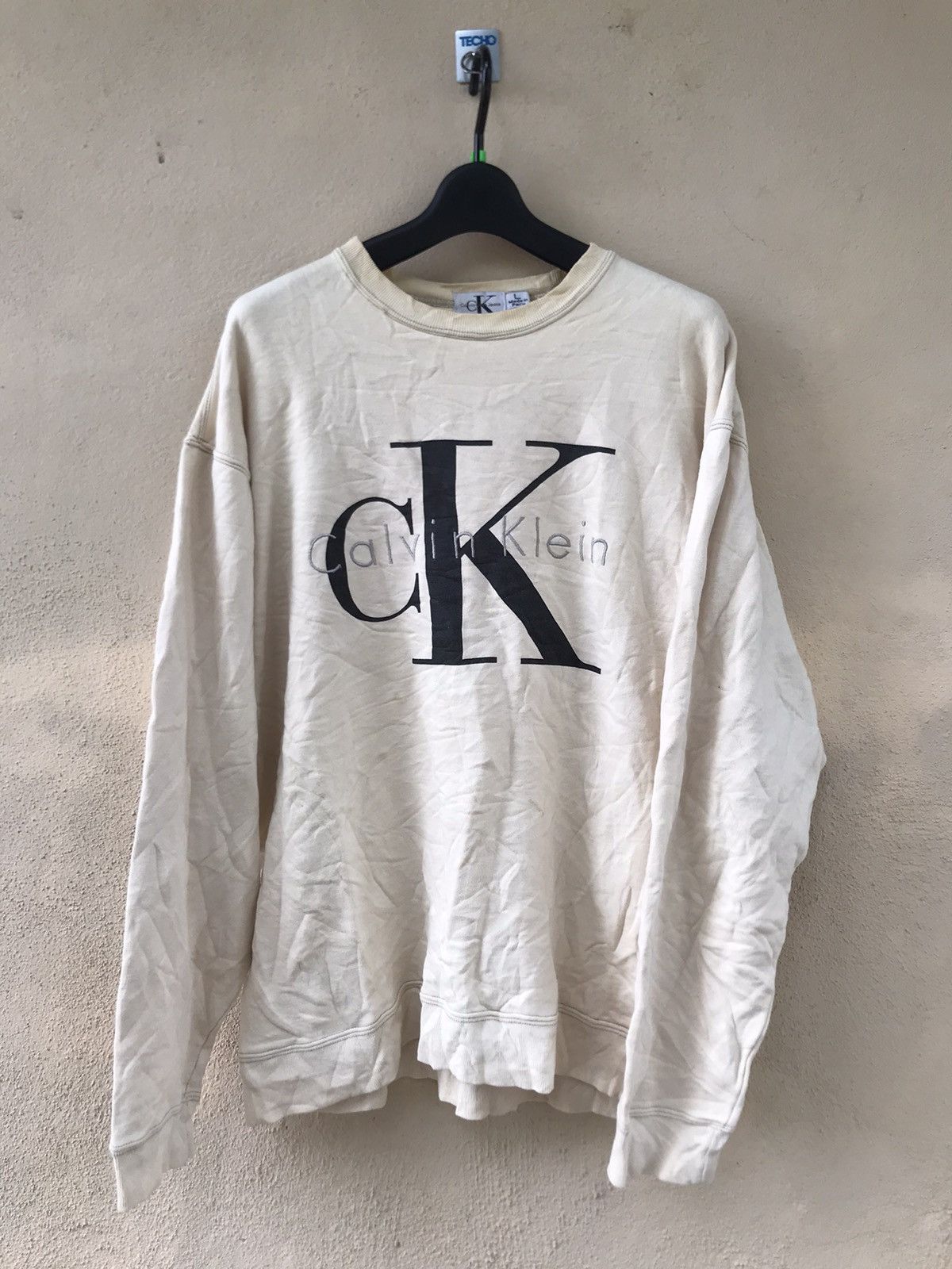 Calvin Klein Vintage 90s Calvin Klein Sweatshirt Big Logo Embroided logo Size US L / EU 52-54 / 3 - 1 Thumbnail