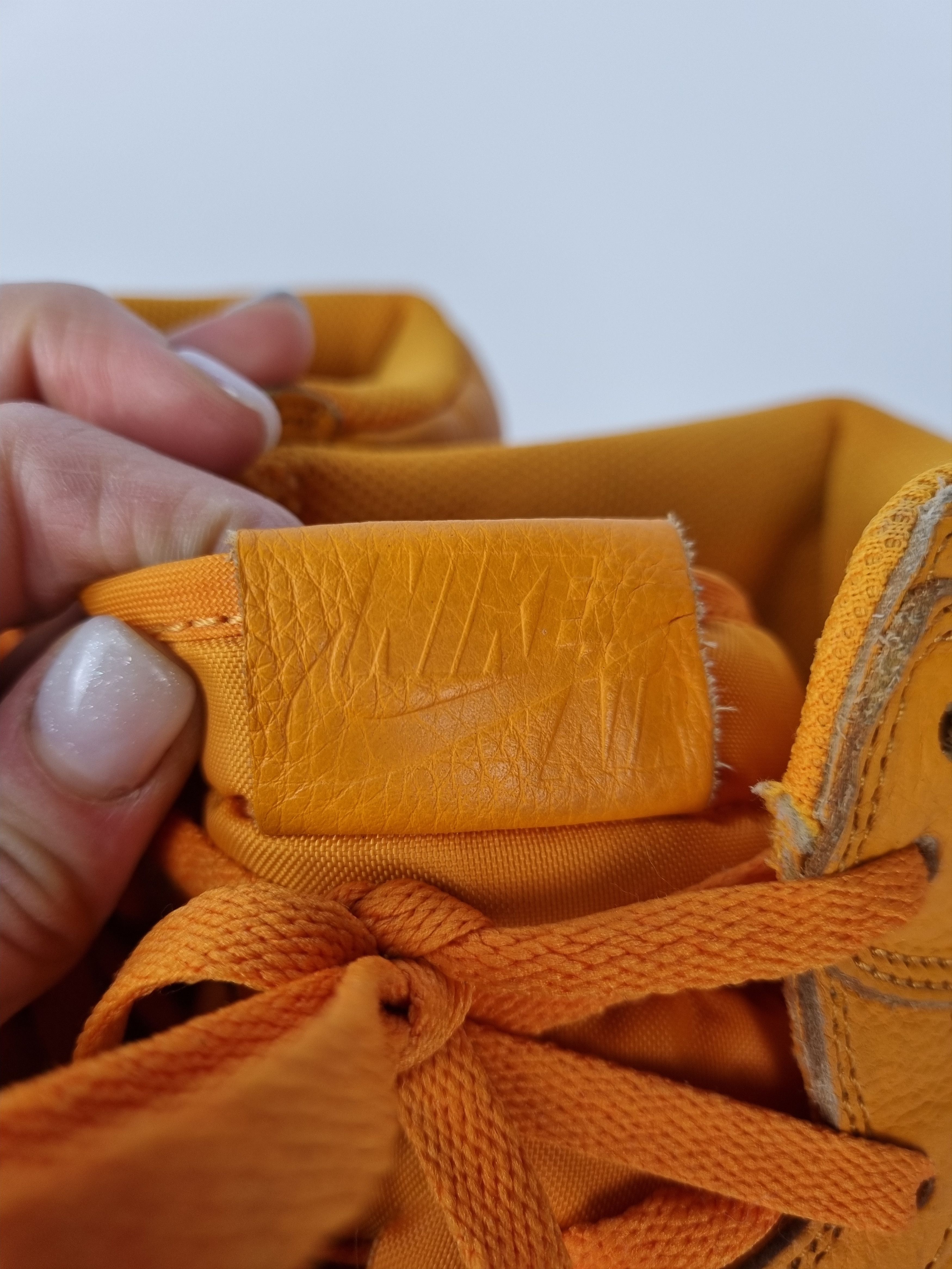 Gatorade × Jordan Brand × Nike Air Jordan 1 High Orange Peel Gatorade Nike Sneakers Size US 13 / EU 46 - 10 Thumbnail