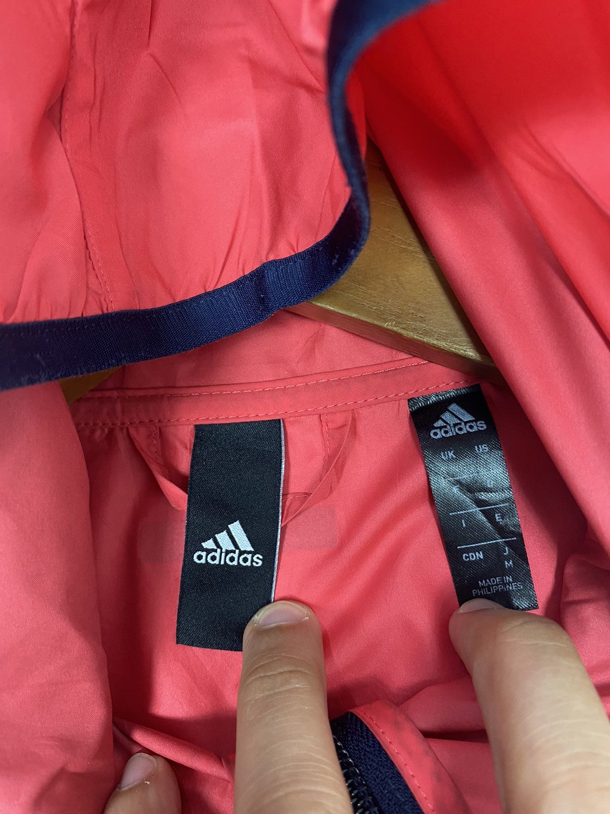 Adidas Rare‼️ Adidas Hoodie Stripe Windbreker Small Logo Size M / US 6-8 / IT 42-44 - 4 Thumbnail