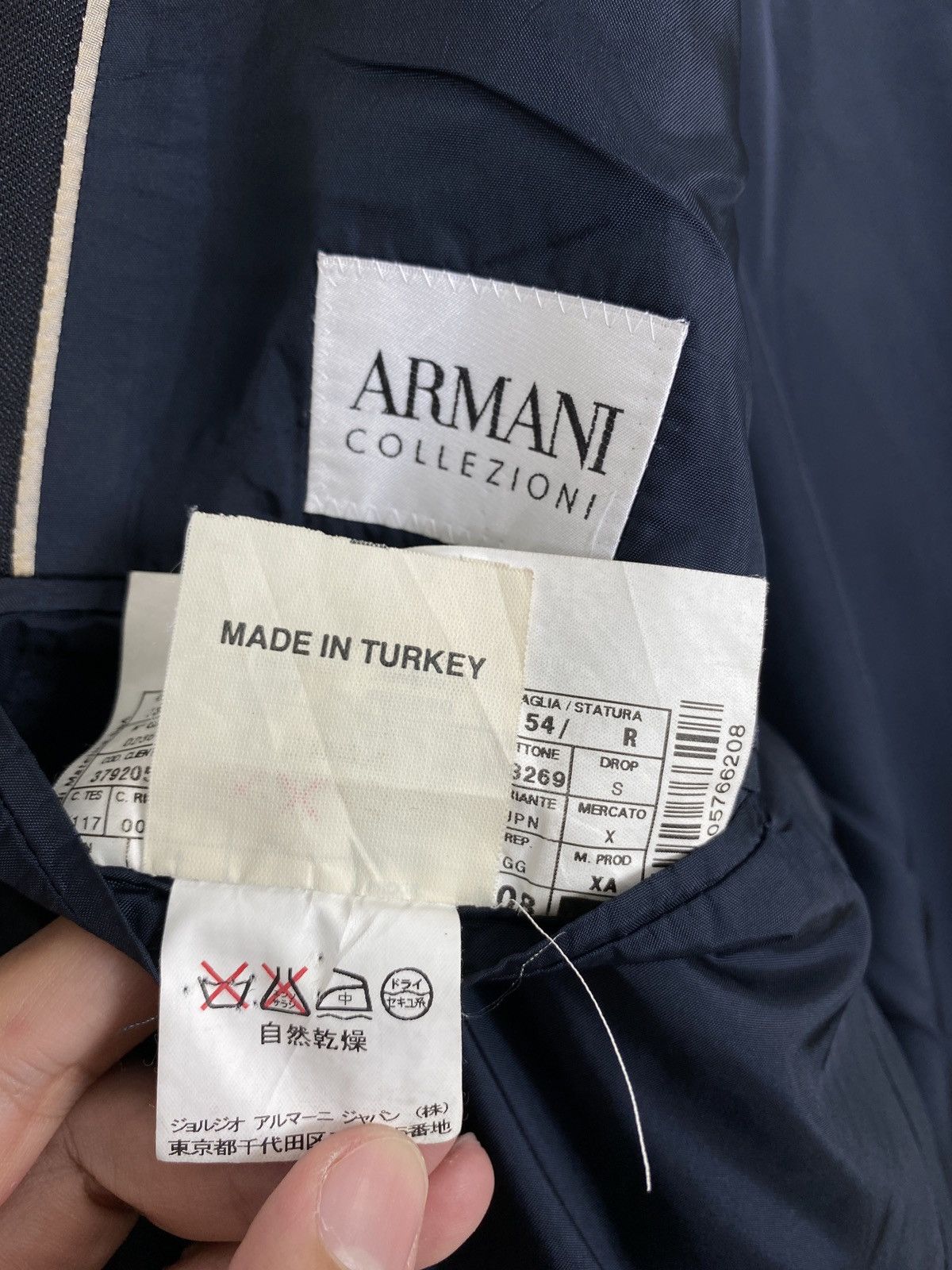 Armani Rare‼️ Armani Blazer Made in Turkey Size 40S - 6 Thumbnail