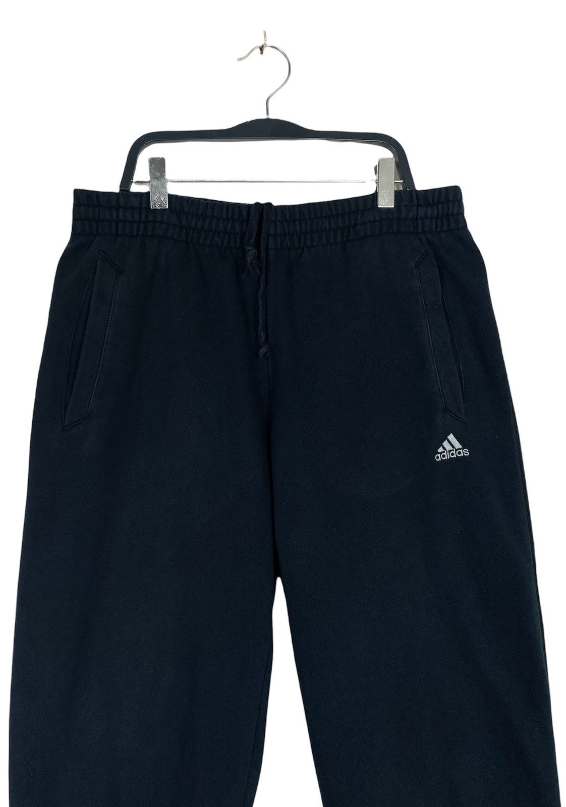 Adidas Rare‼️Adidas Small Logo Joggerpants Large Size Size US 32 / EU 48 - 4 Thumbnail