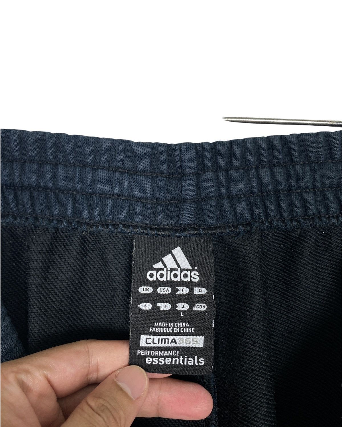 Adidas Rare‼️Adidas Small Logo Joggerpants Large Size Size US 32 / EU 48 - 6 Thumbnail