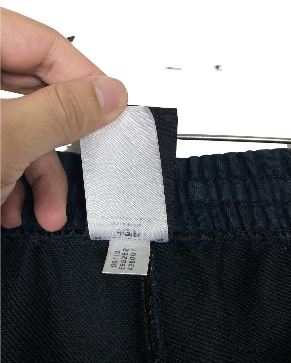 Adidas Rare‼️Adidas Small Logo Joggerpants Large Size Size US 32 / EU 48 - 8 Thumbnail