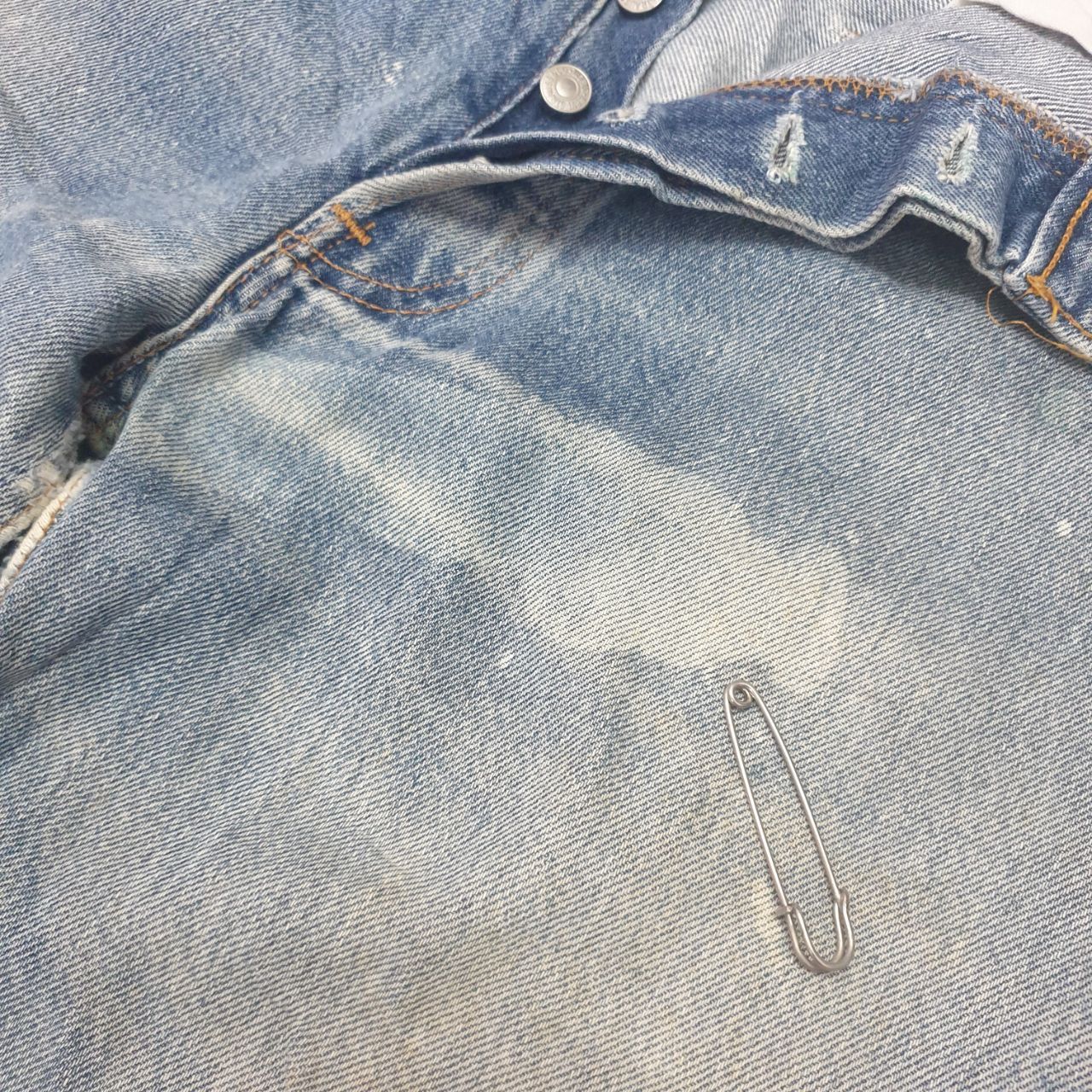 Levi's Vintage Levi's 501 Bleached Jeans Size US 32 / EU 48 - 11 Thumbnail