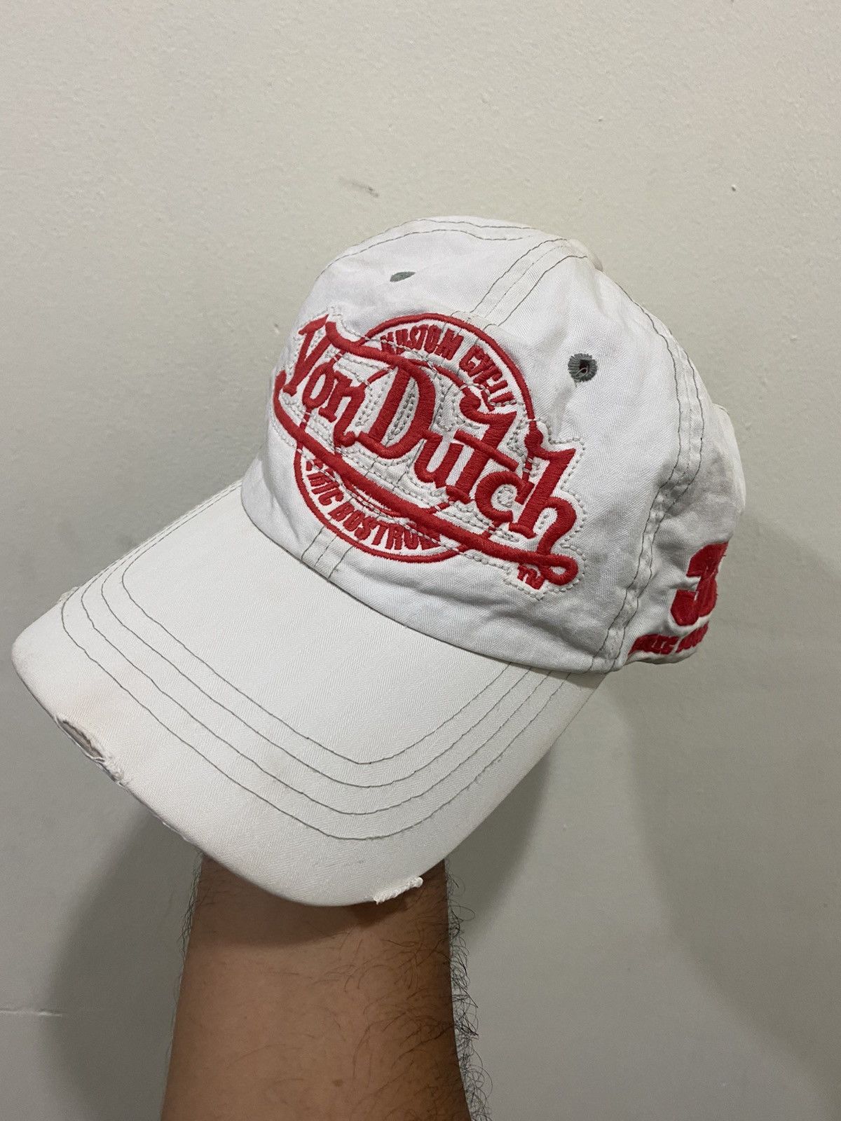 Von Dutch VTG Distressed Von Dutch Embroid Logo Hat Size ONE SIZE - 1 Thumbnail