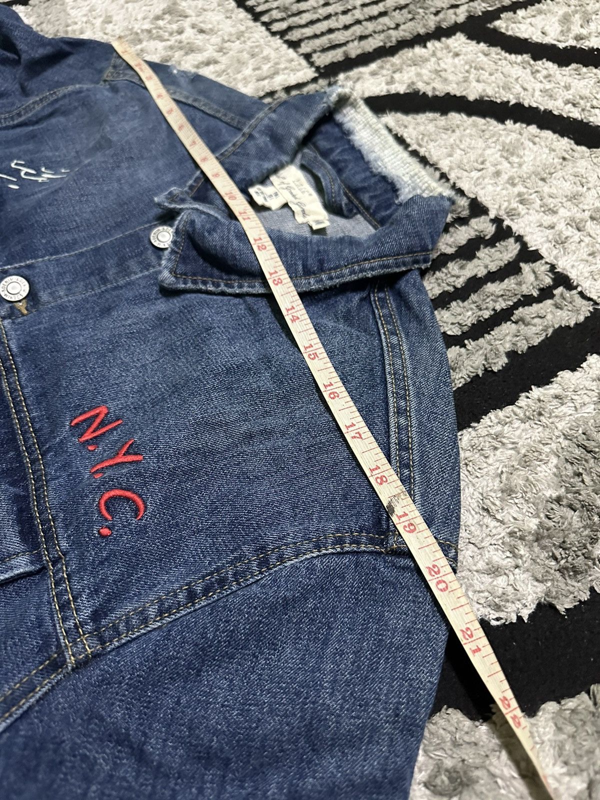 H&M × L.O.G.G. H&M trucker denim jacket Size US L / EU 52-54 / 3 - 7 Thumbnail